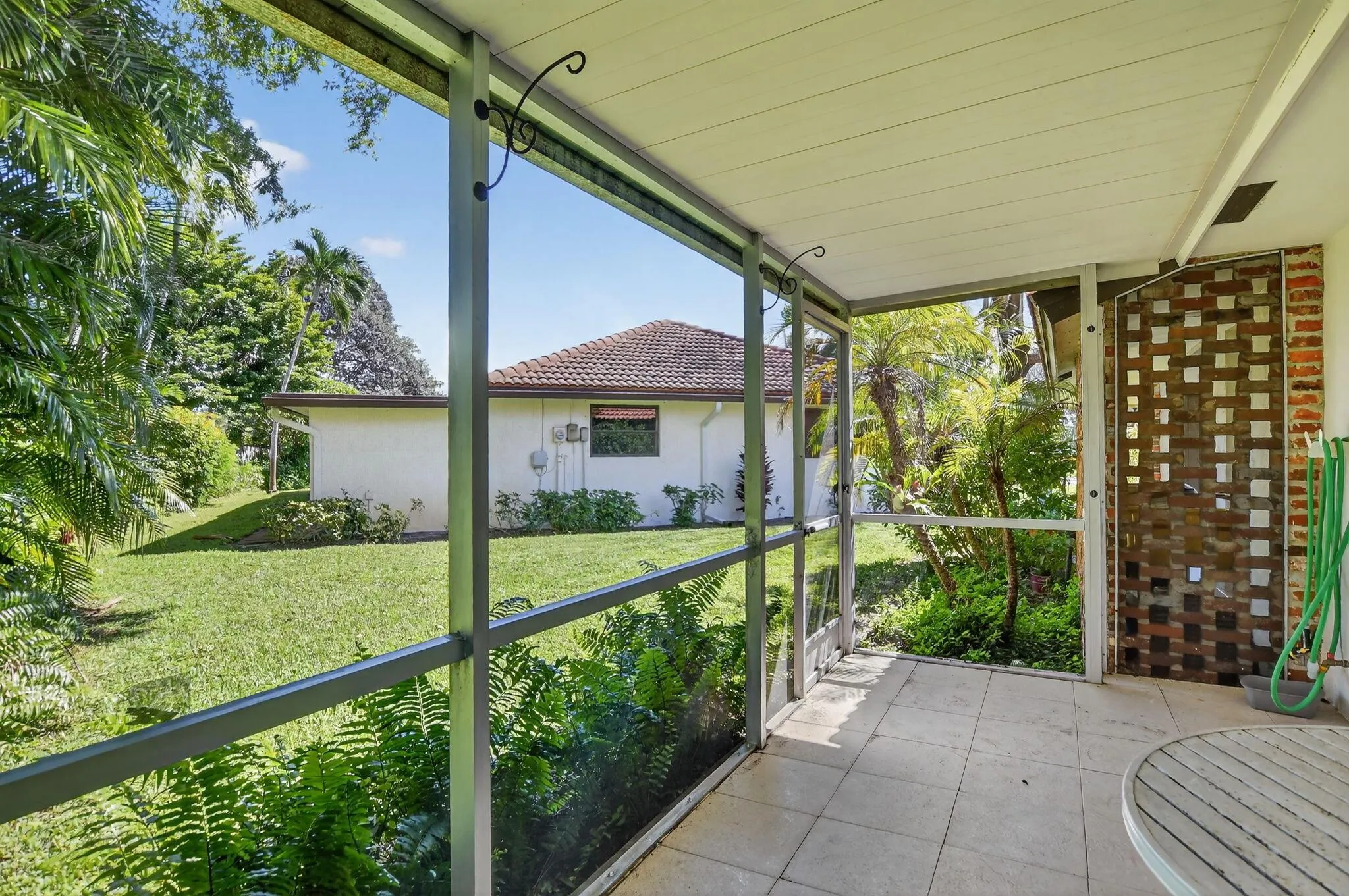 303 NW 42nd Street