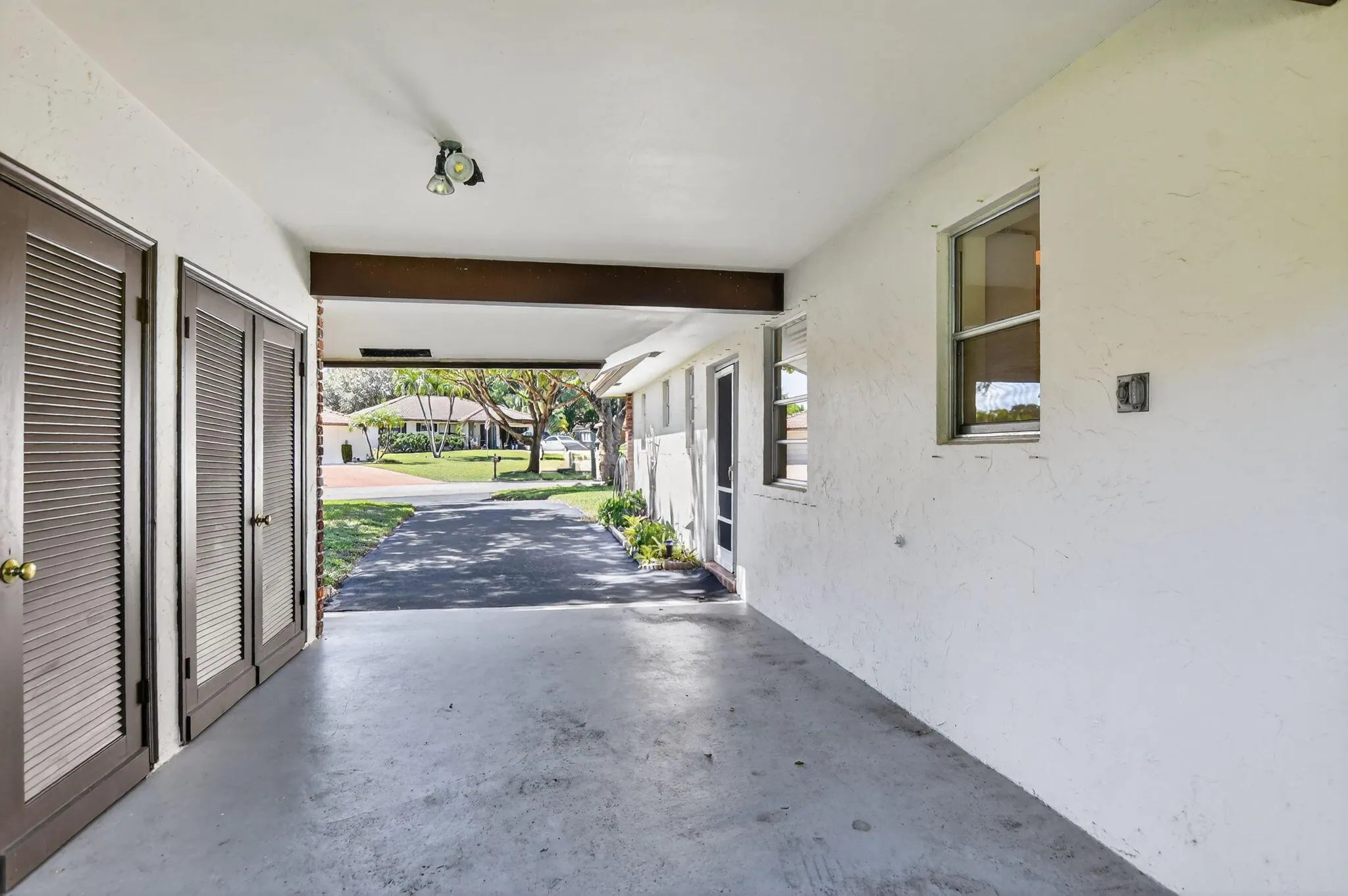 303 NW 42nd Street