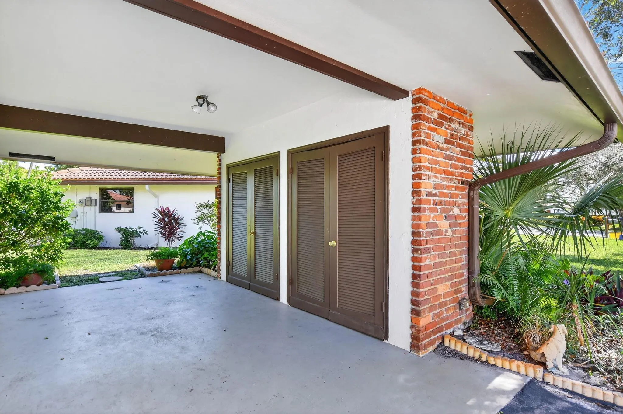303 NW 42nd Street