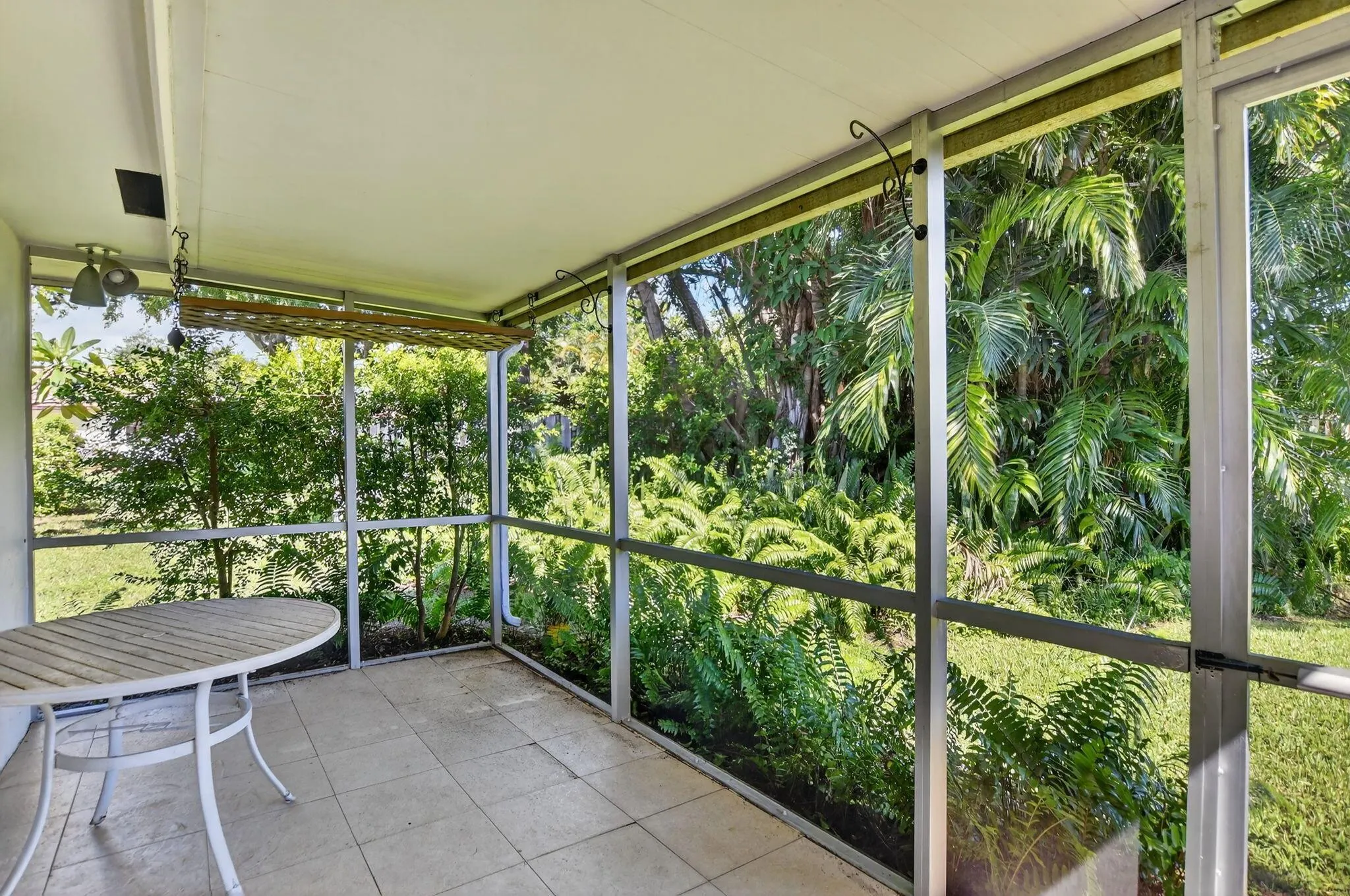 303 NW 42nd Street