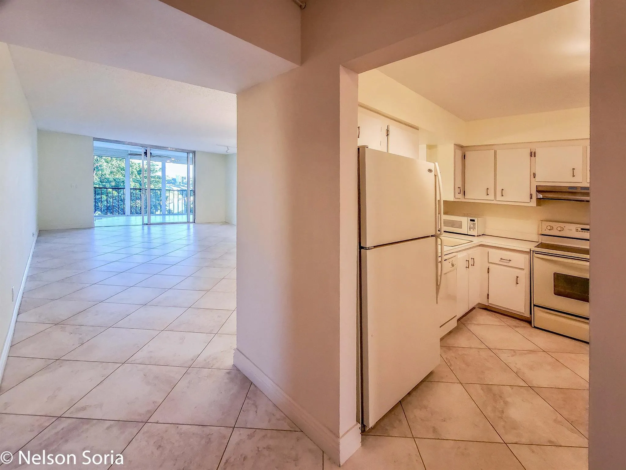 6650 S Oriole Boulevard, #4010
