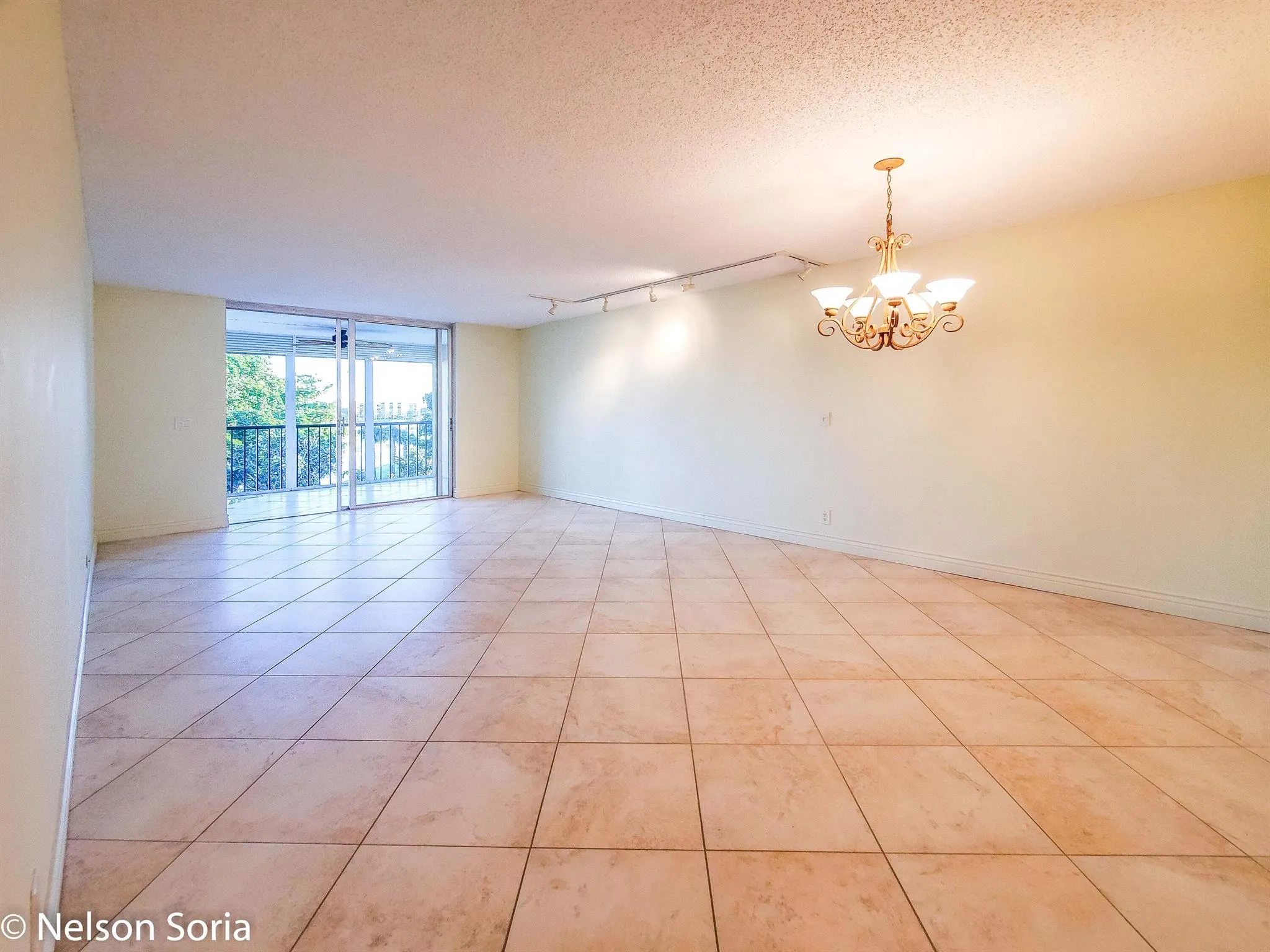 6650 S Oriole Boulevard, #4010