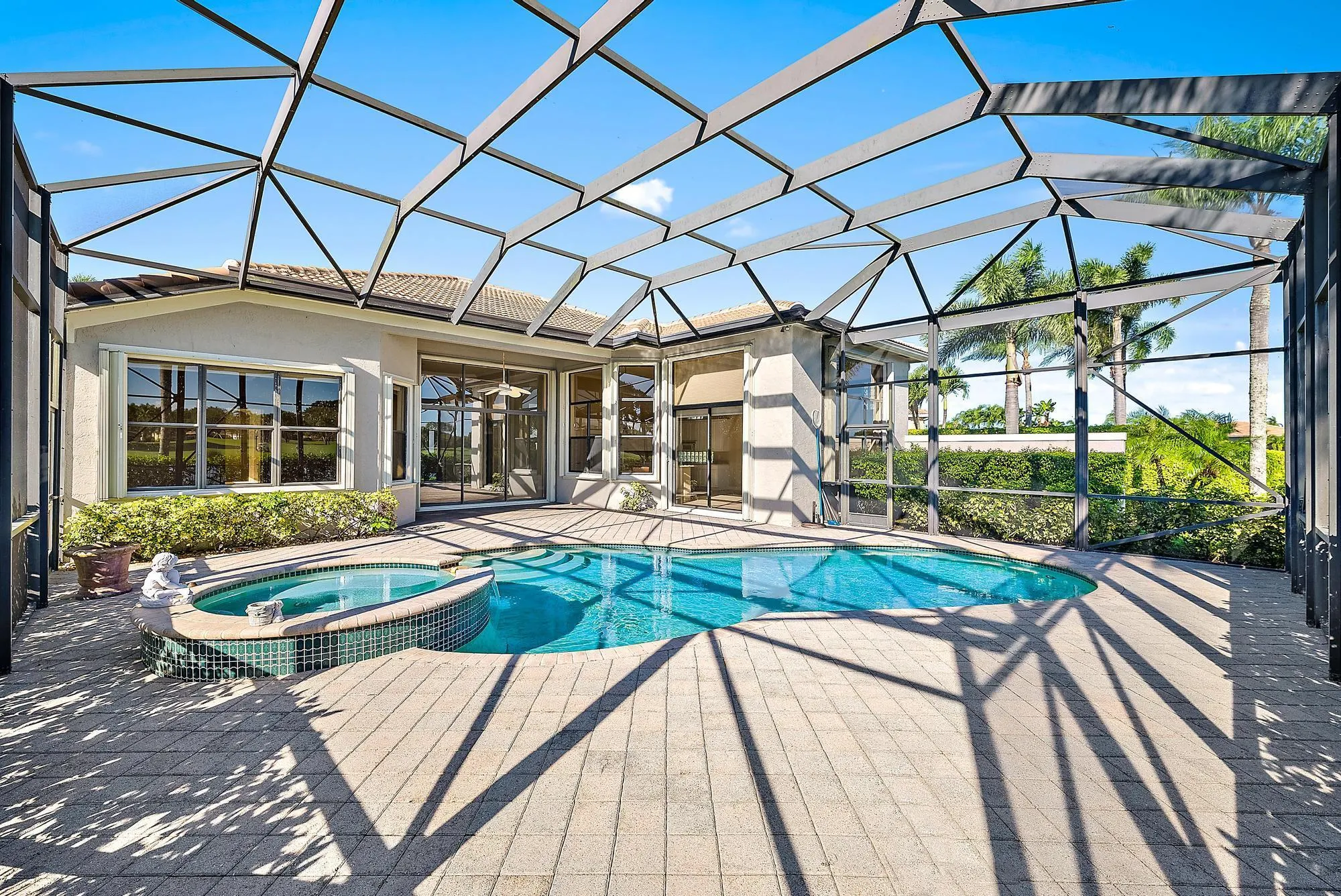 10200 Blue Heron Point