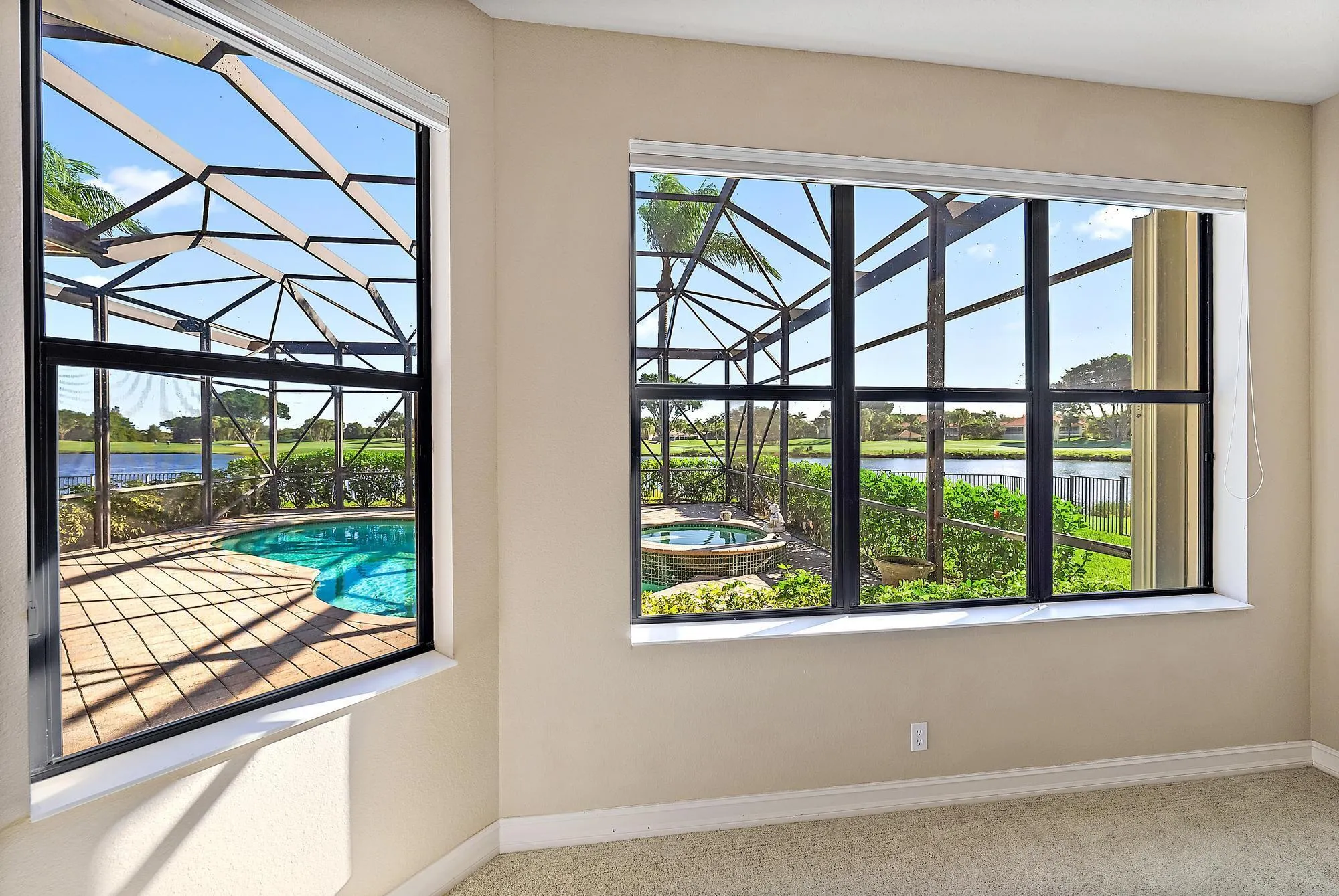 10200 Blue Heron Point