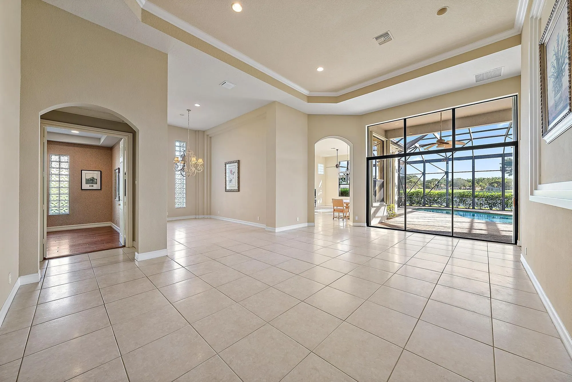10200 Blue Heron Point