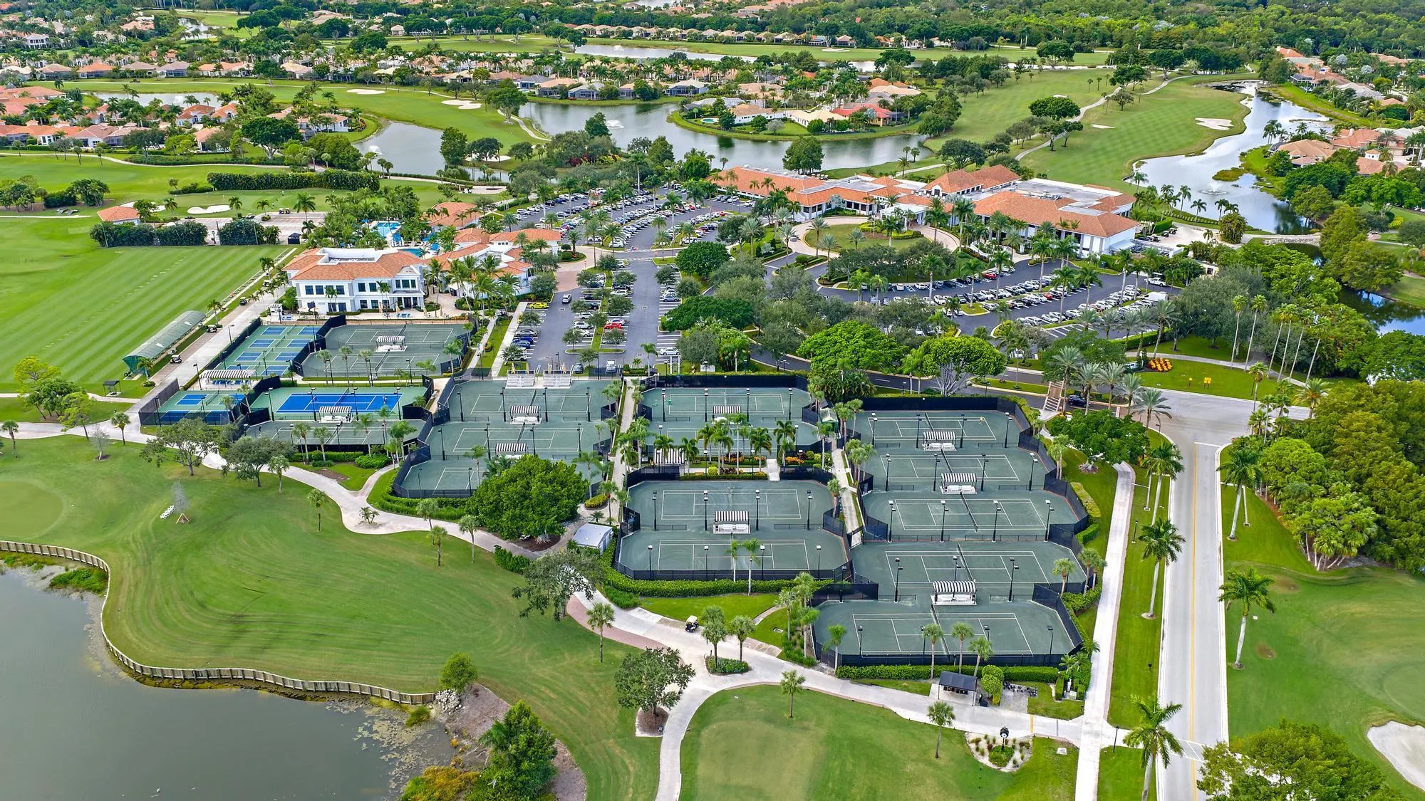 10200 Blue Heron Point