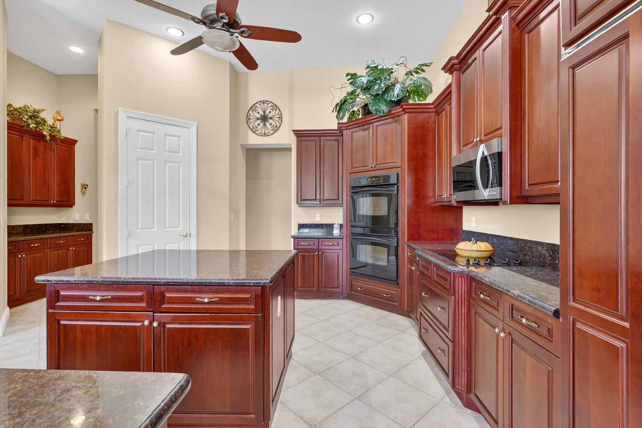 343 SW Harbor View Drive