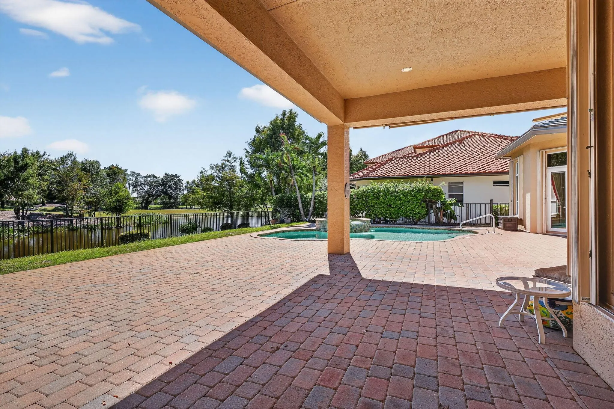 343 SW Harbor View Drive