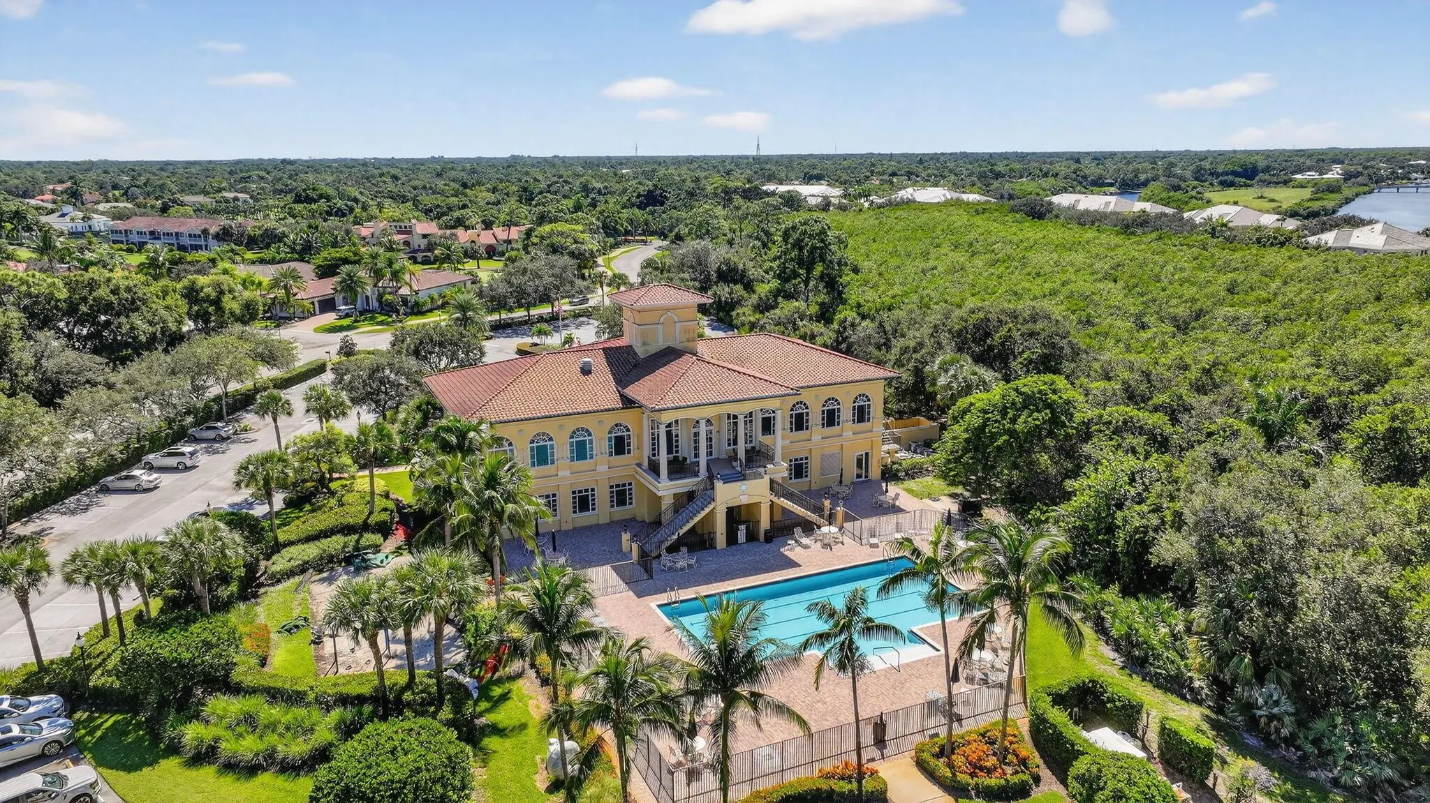343 SW Harbor View Drive