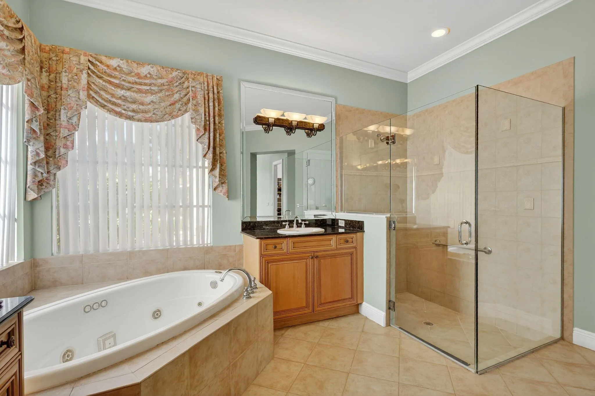 343 SW Harbor View Drive