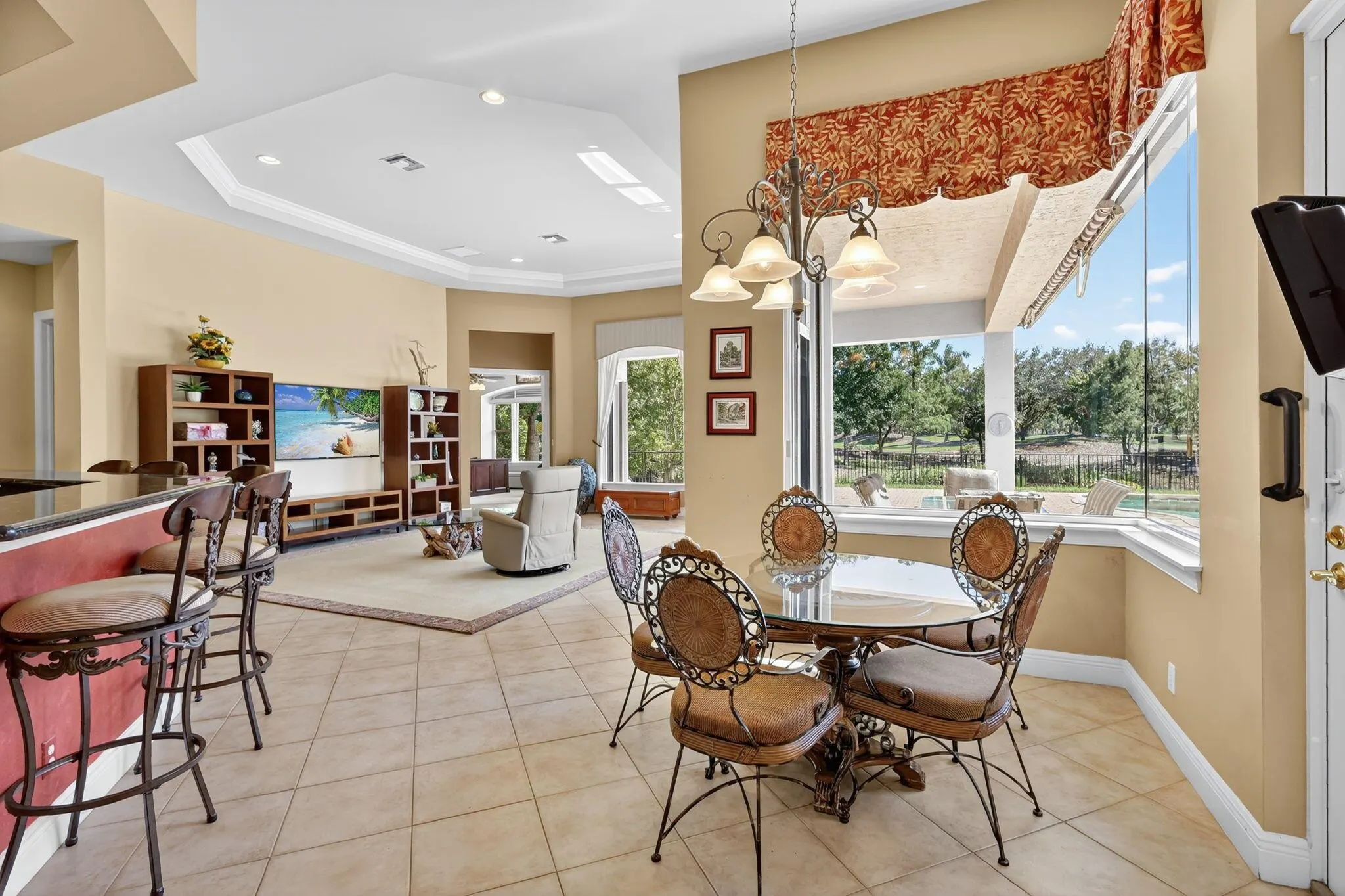 343 SW Harbor View Drive