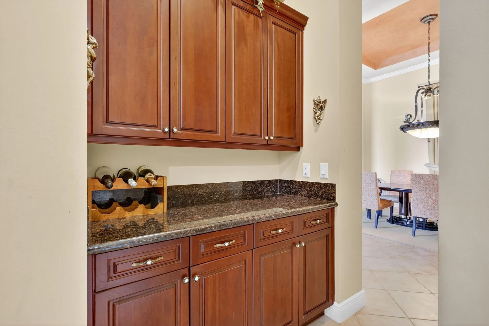 343 SW Harbor View Drive