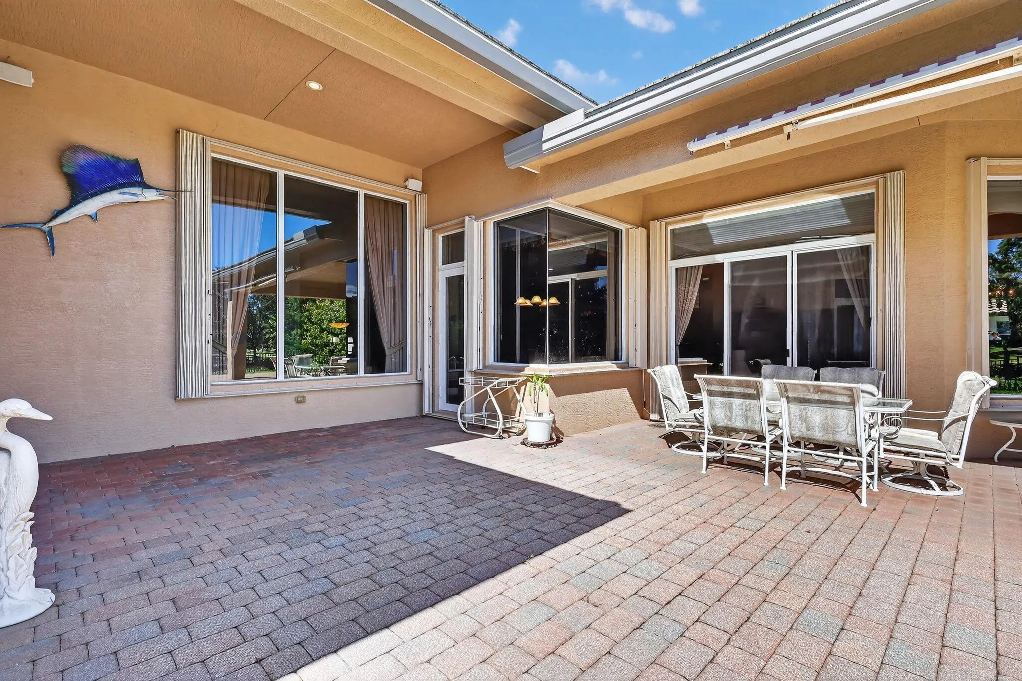 343 SW Harbor View Drive