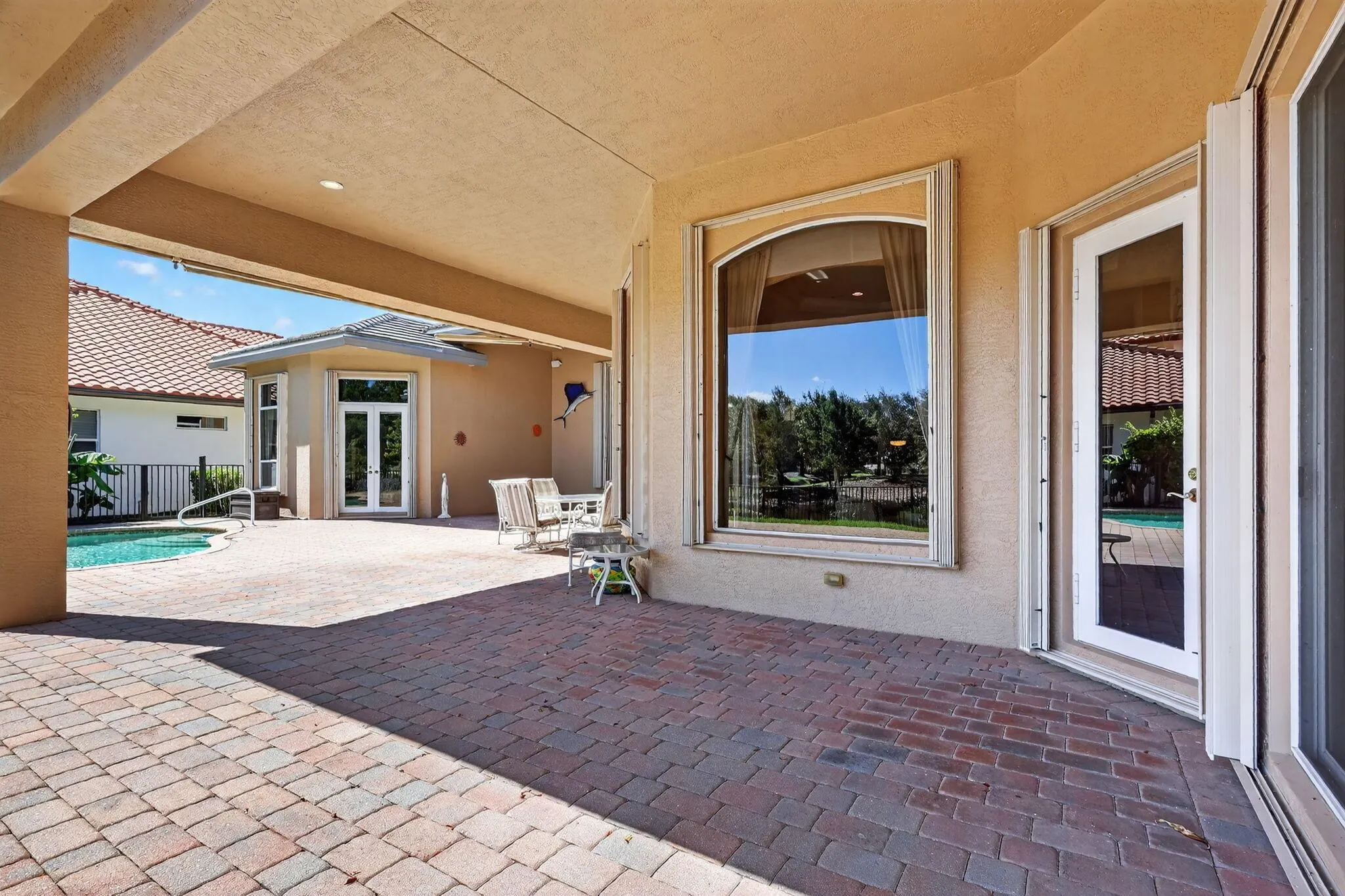 343 SW Harbor View Drive