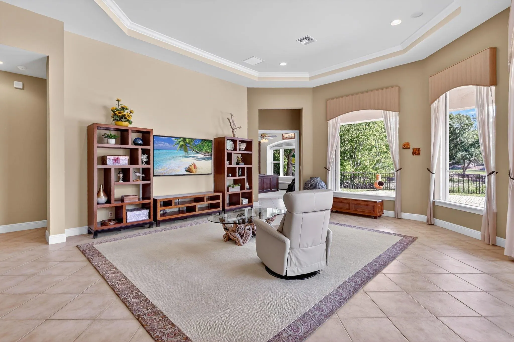 343 SW Harbor View Drive