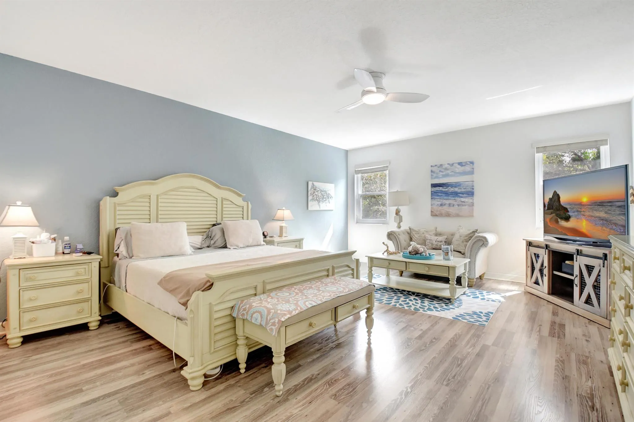 4598 Capital Drive