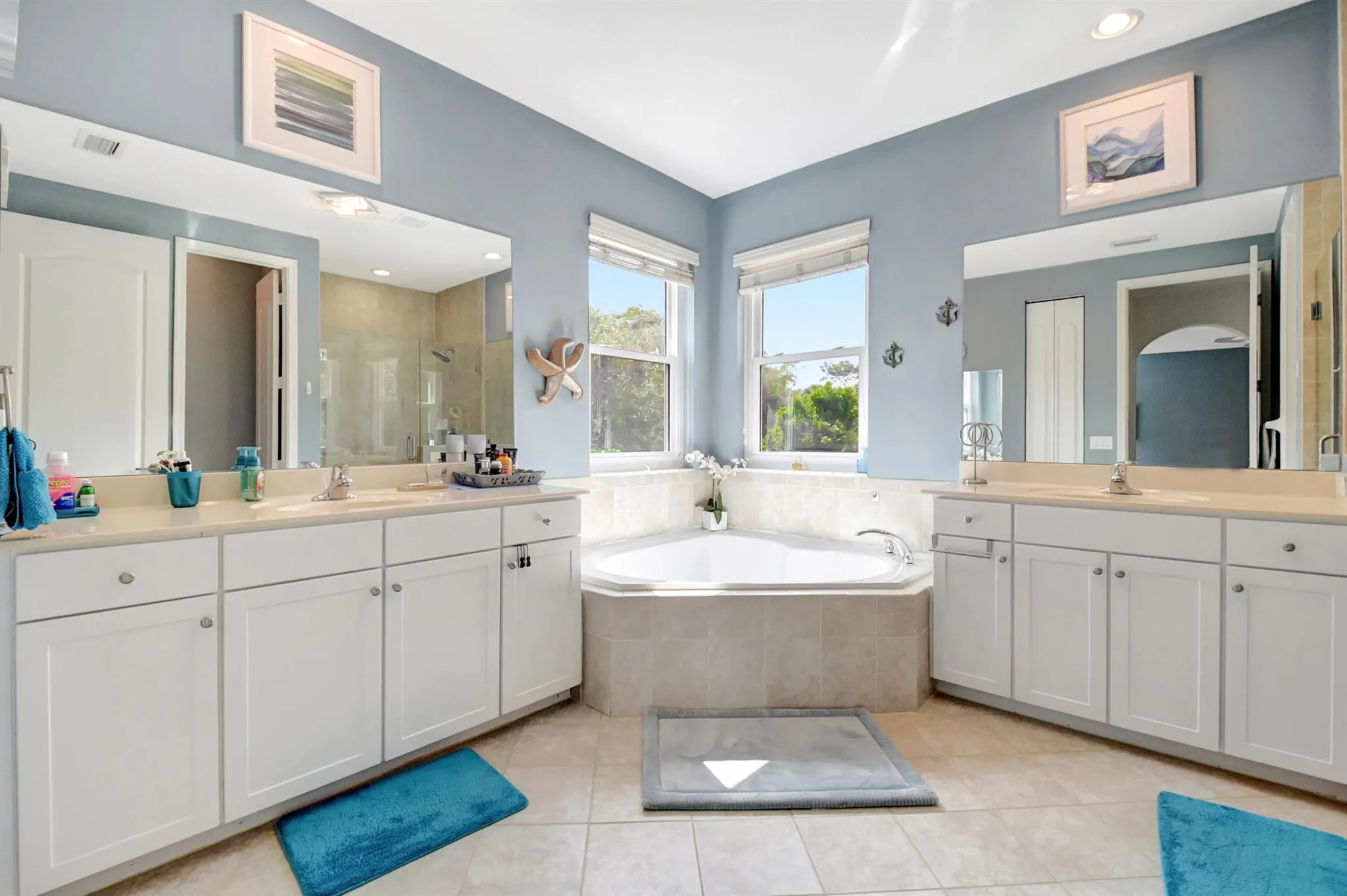 4598 Capital Drive