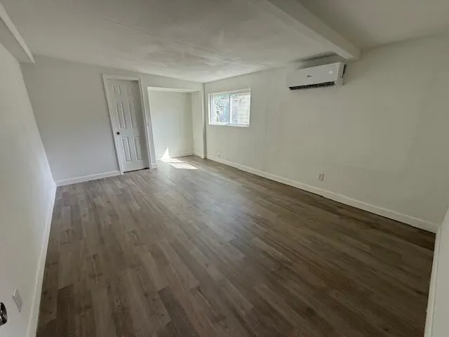11866 Bay Place