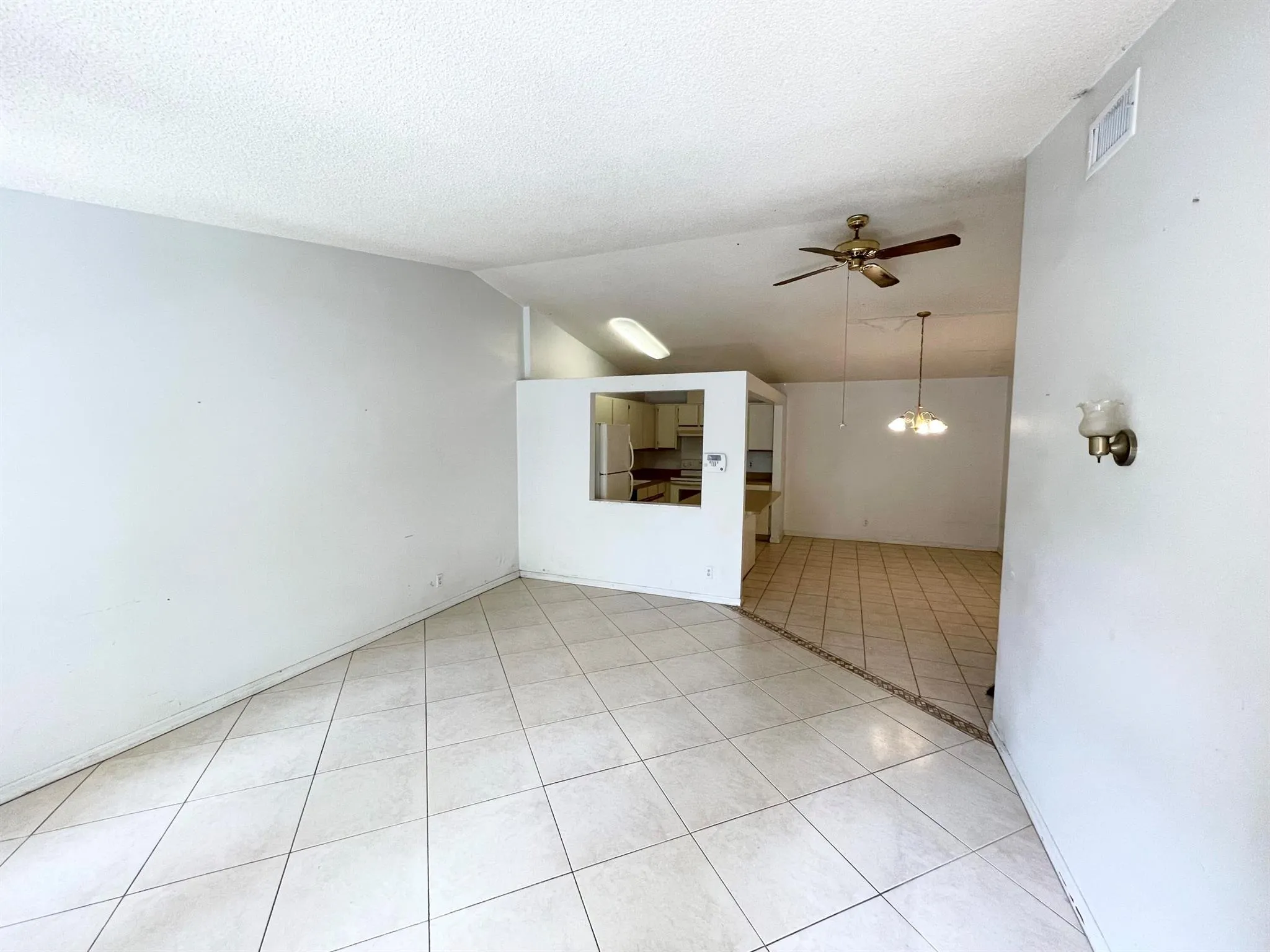4290 Woodstock Drive, #D