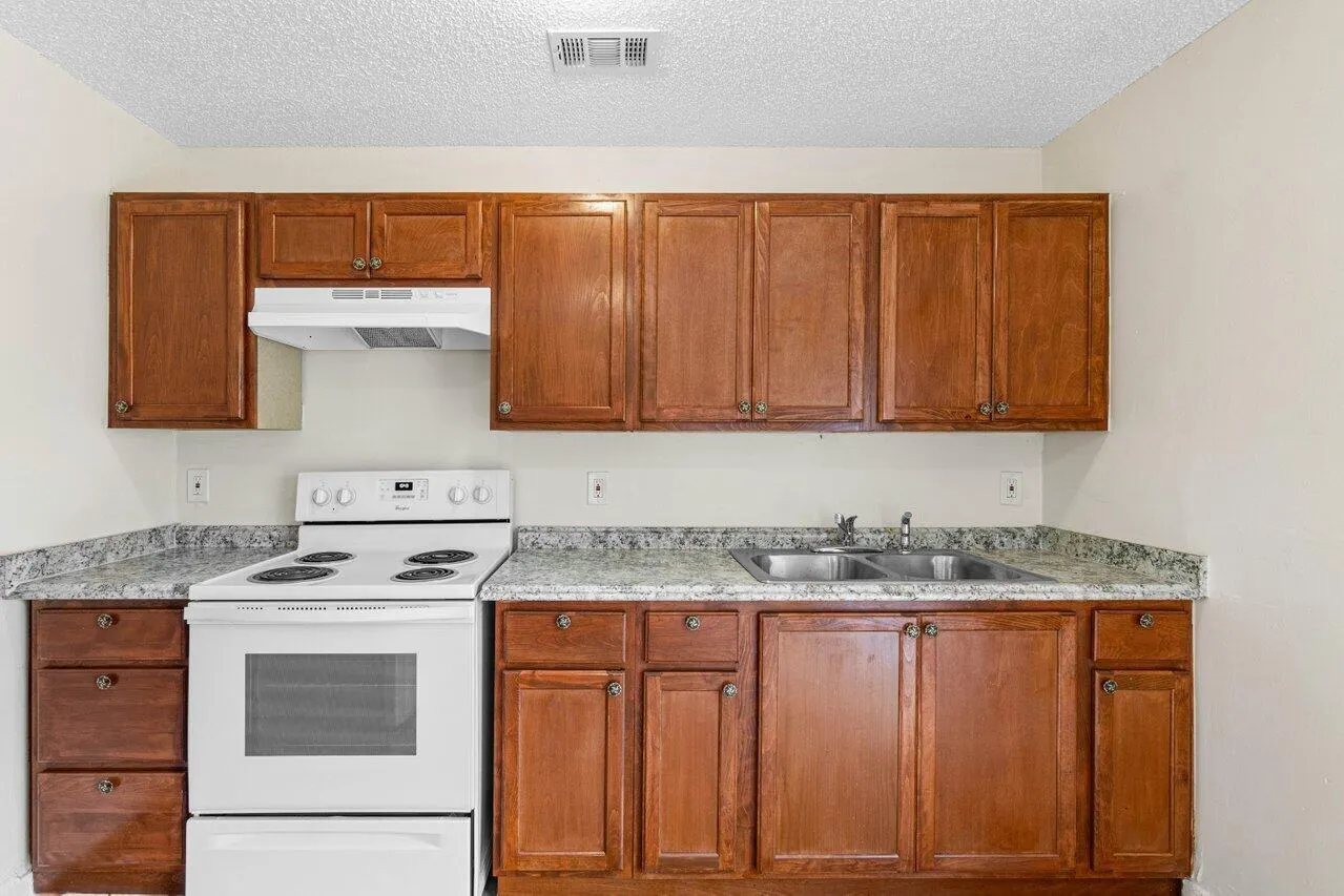 4787 Gulfstream Road