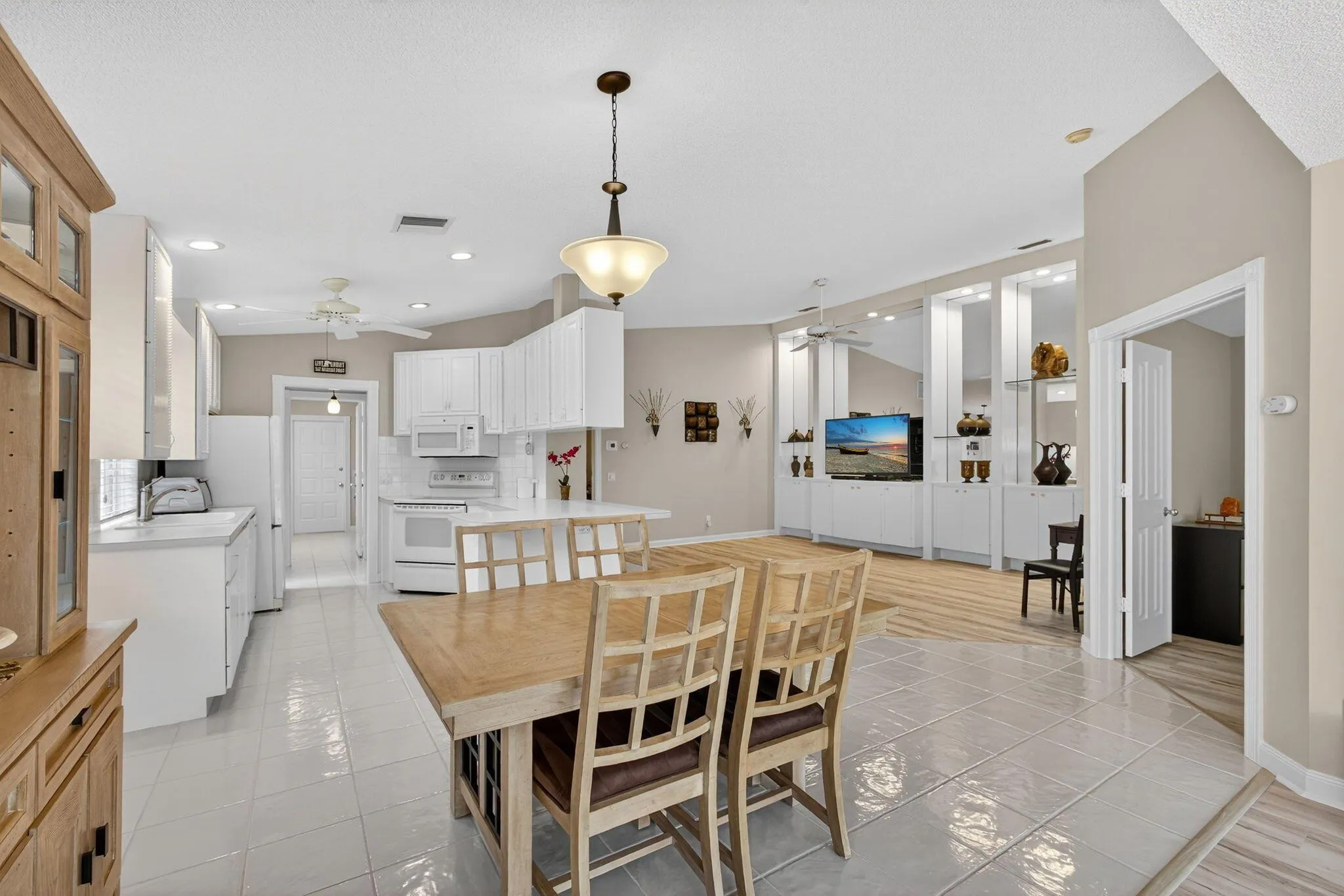 4174 Royal Oak Drive