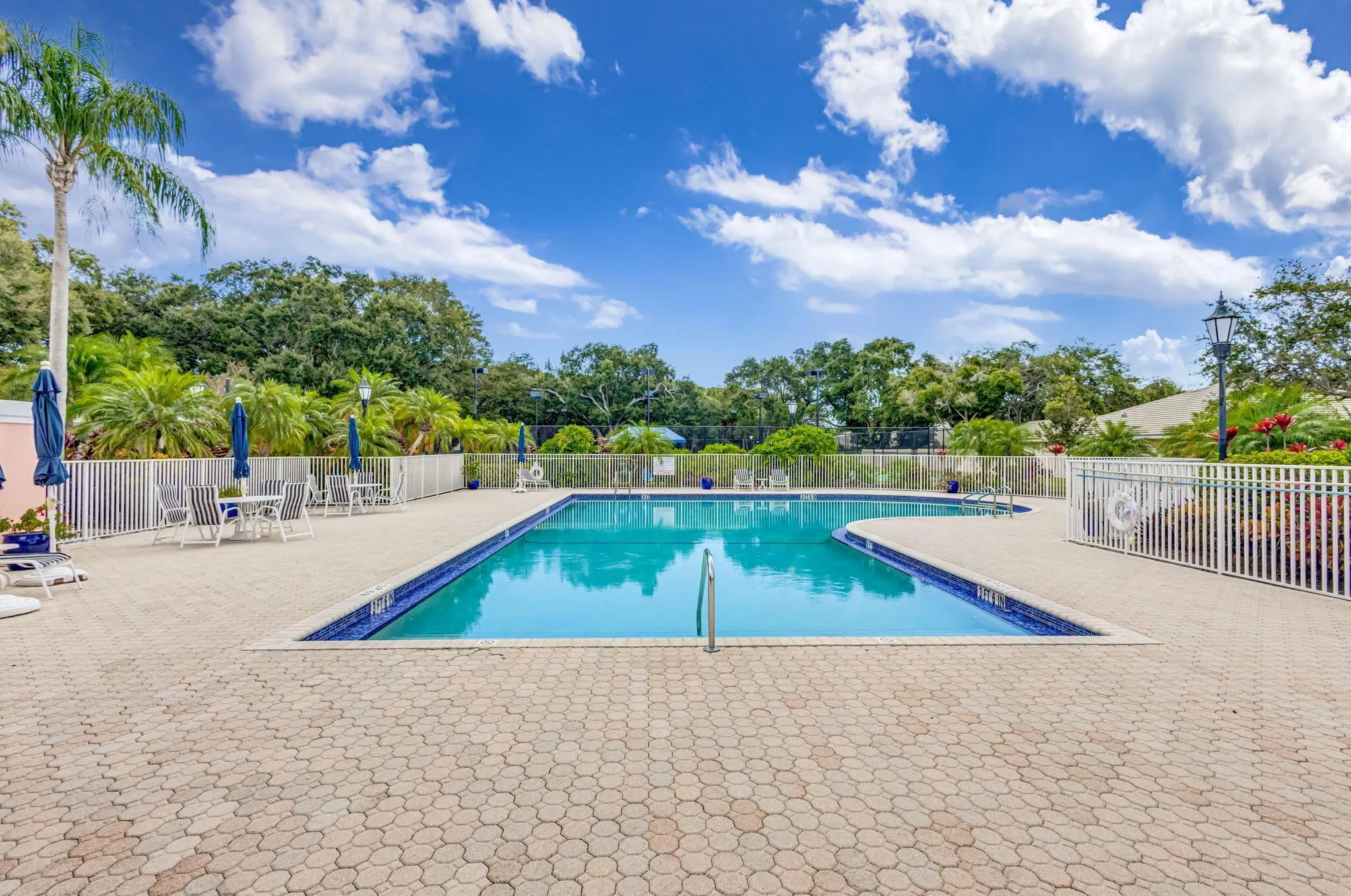4174 Royal Oak Drive