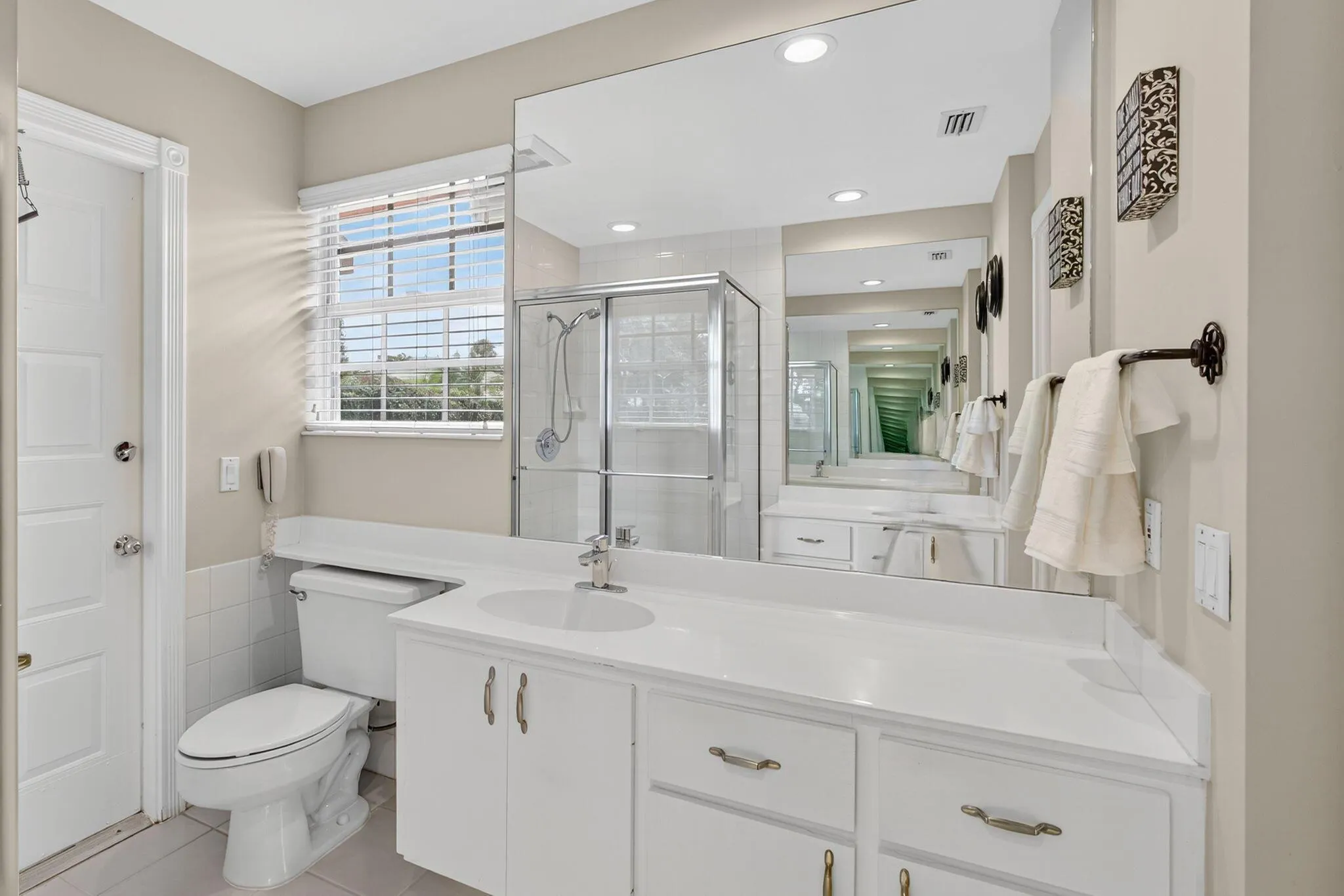 4174 Royal Oak Drive