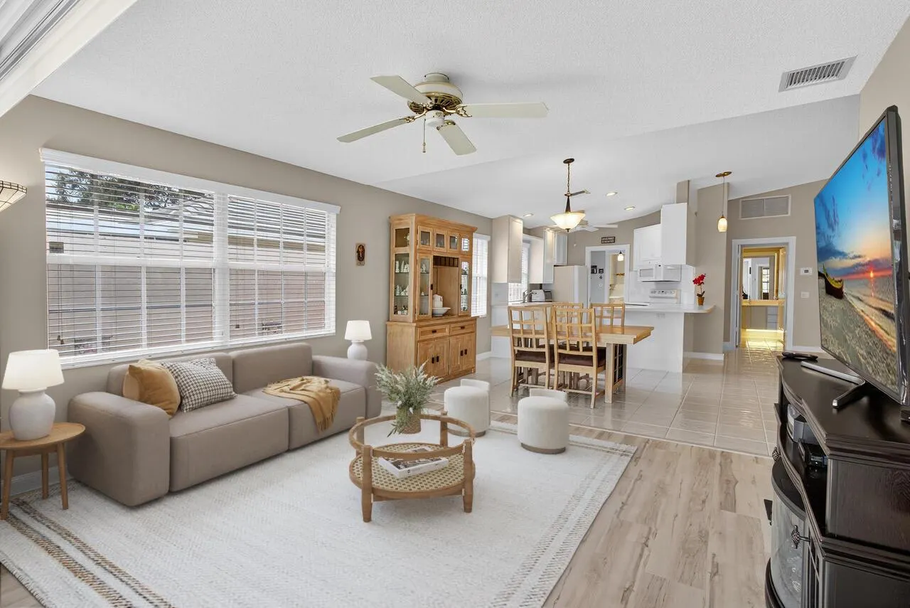 4174 Royal Oak Drive