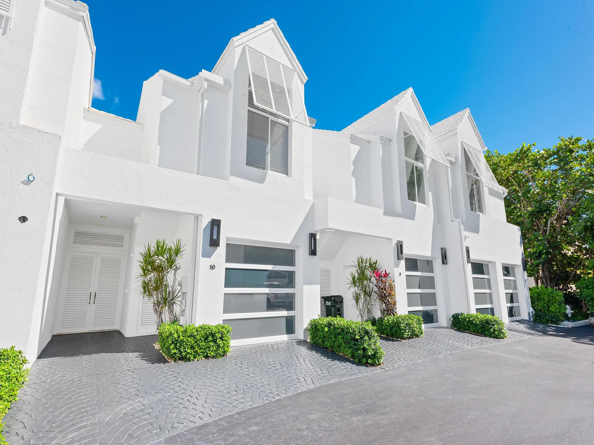 2115 S Ocean Boulevard, #10