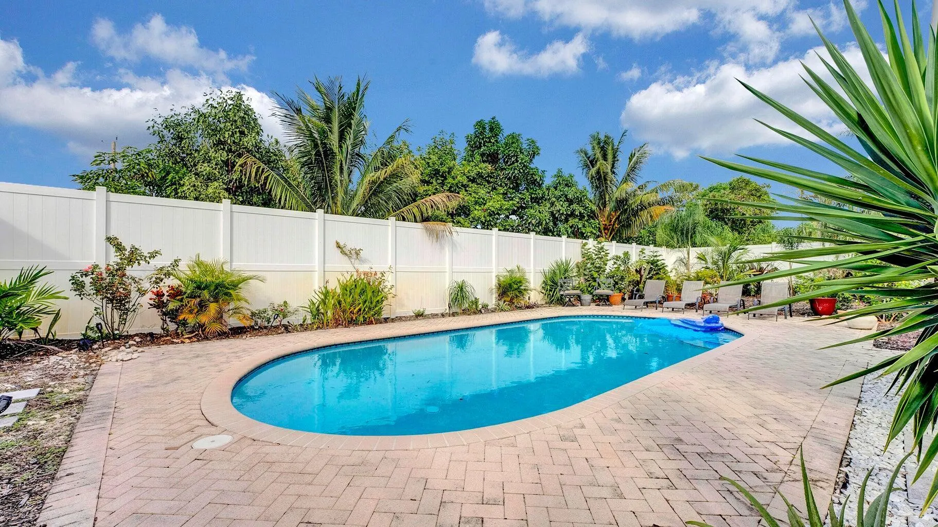 2941 Angler Drive