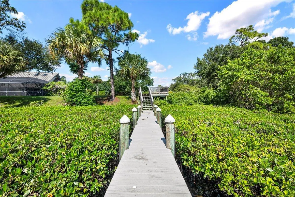 18021 SE Laurel Leaf Lane