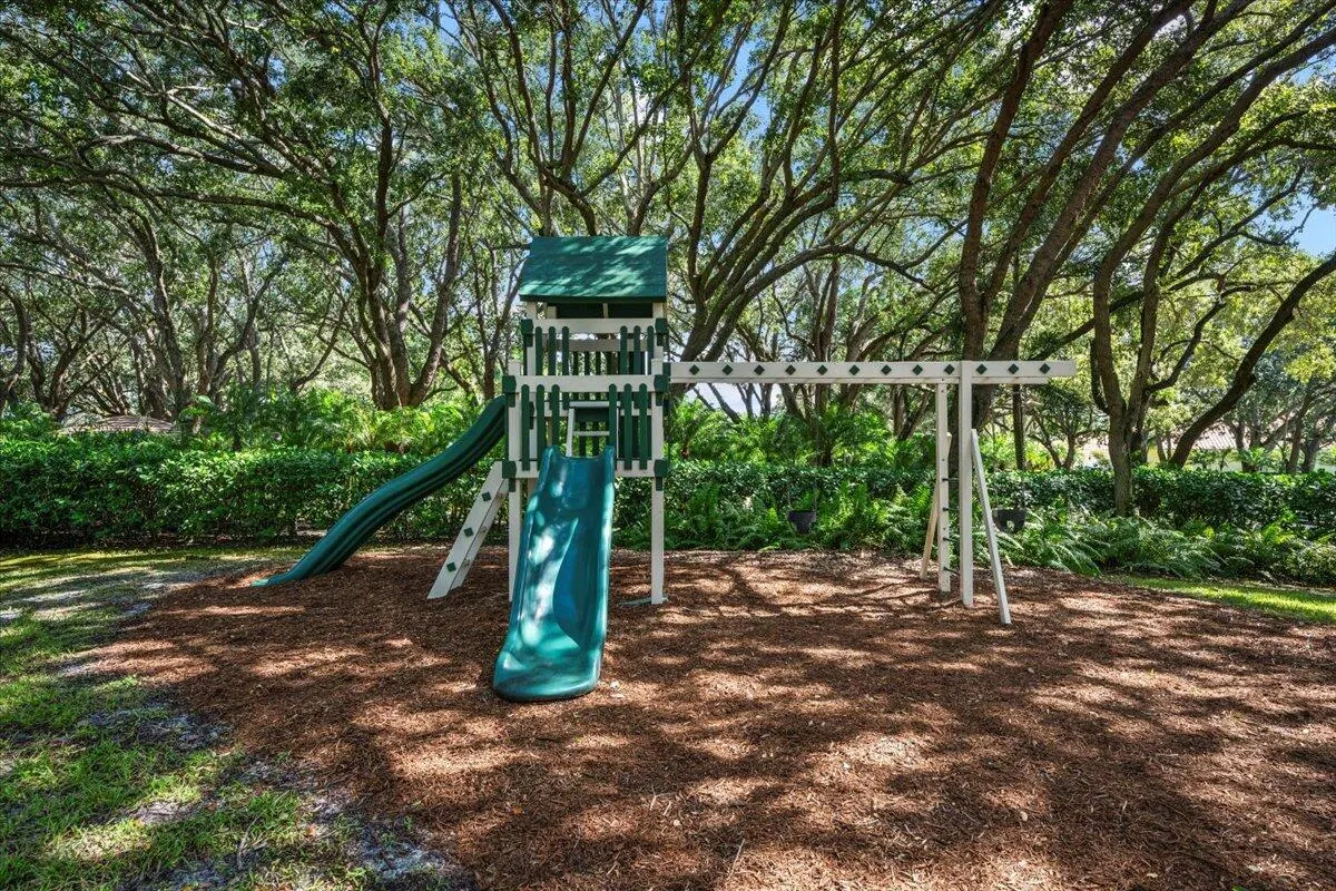 18021 SE Laurel Leaf Lane