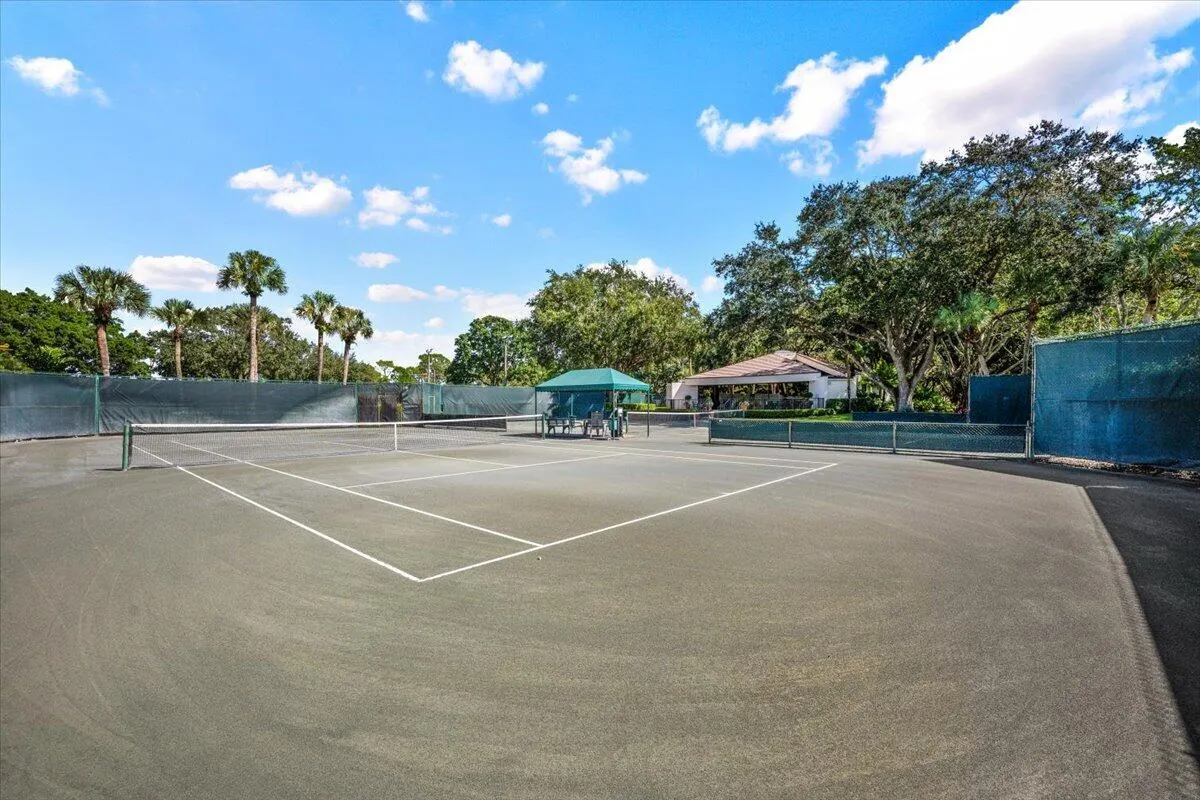 18021 SE Laurel Leaf Lane