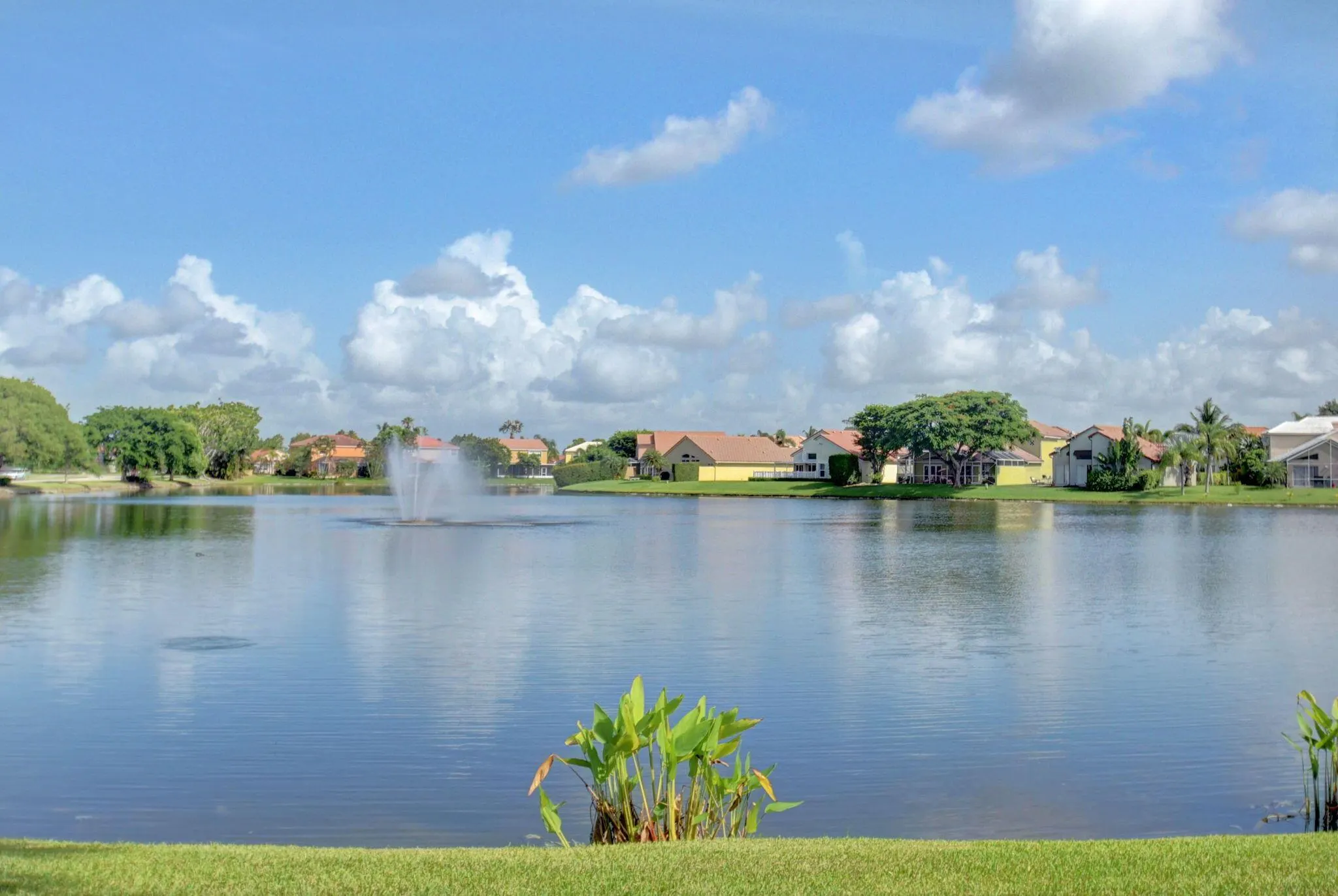 10798 Sea Cliff Circle