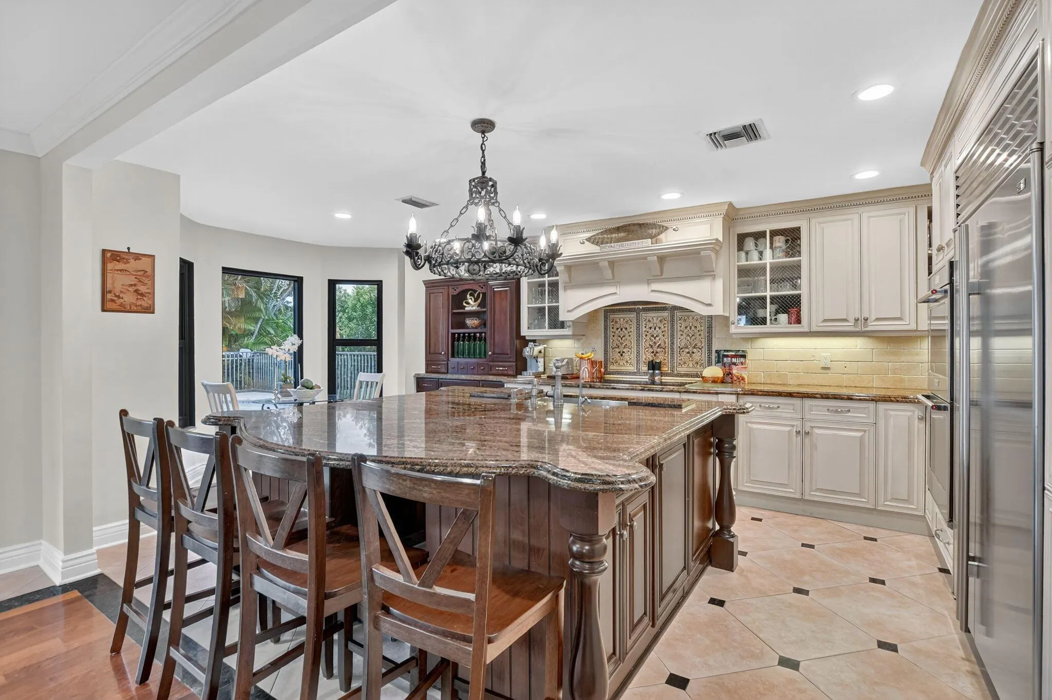 10798 Sea Cliff Circle