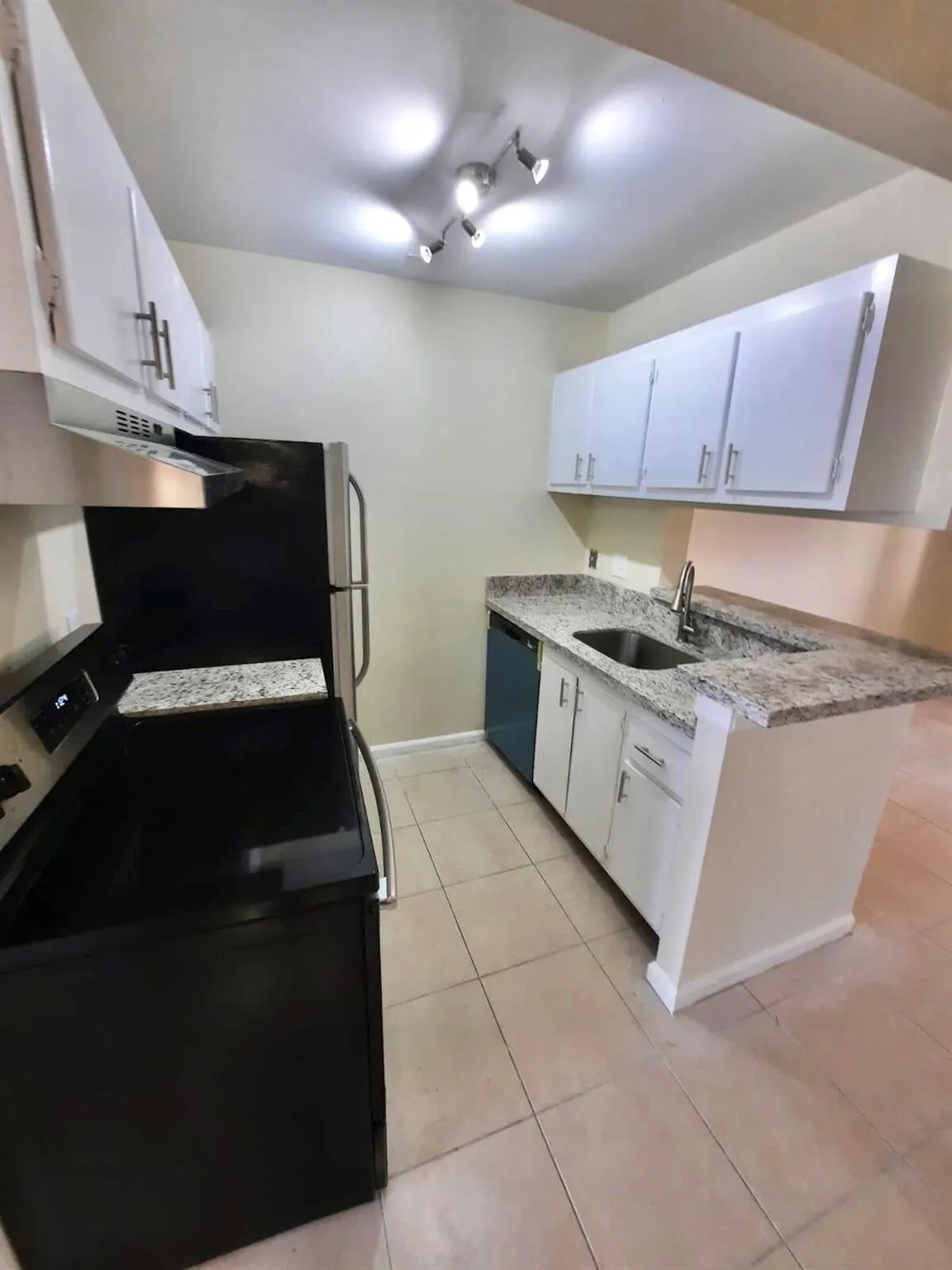 1500 N Congress Avenue, #A315