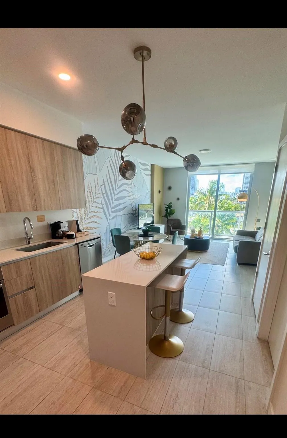 3900 Biscayne Boulevard, #S-304