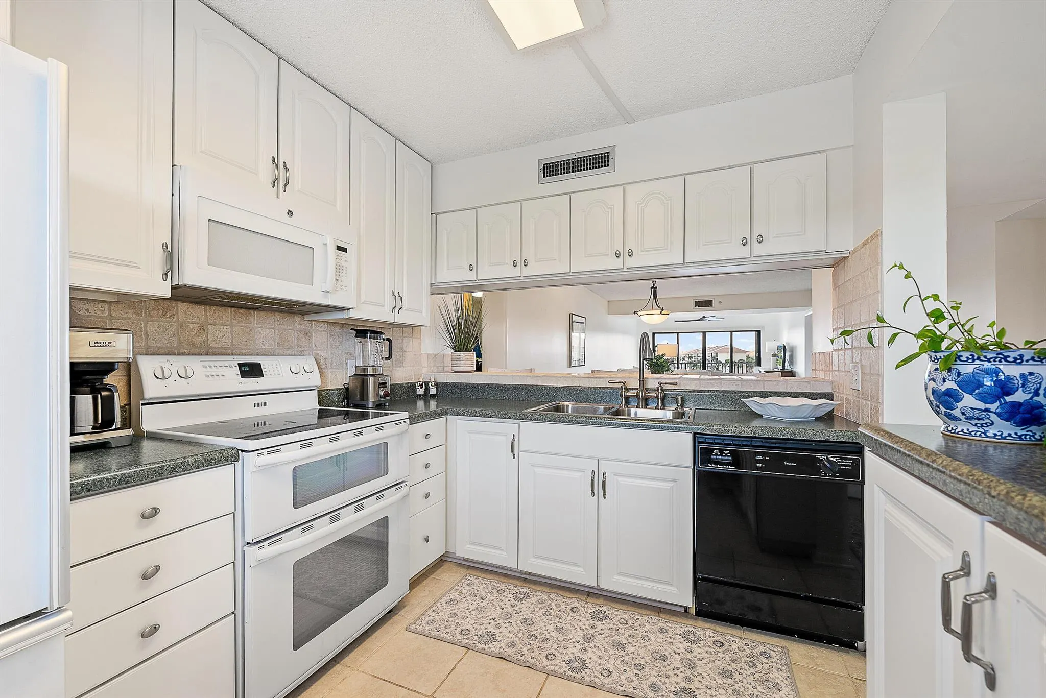 1601 Marina Isle Way, #402