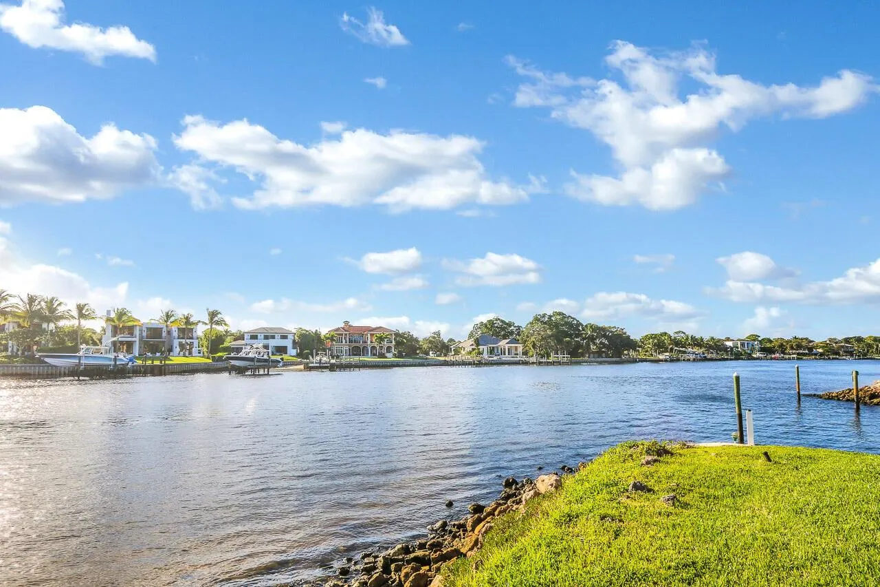 1601 Marina Isle Way, #402