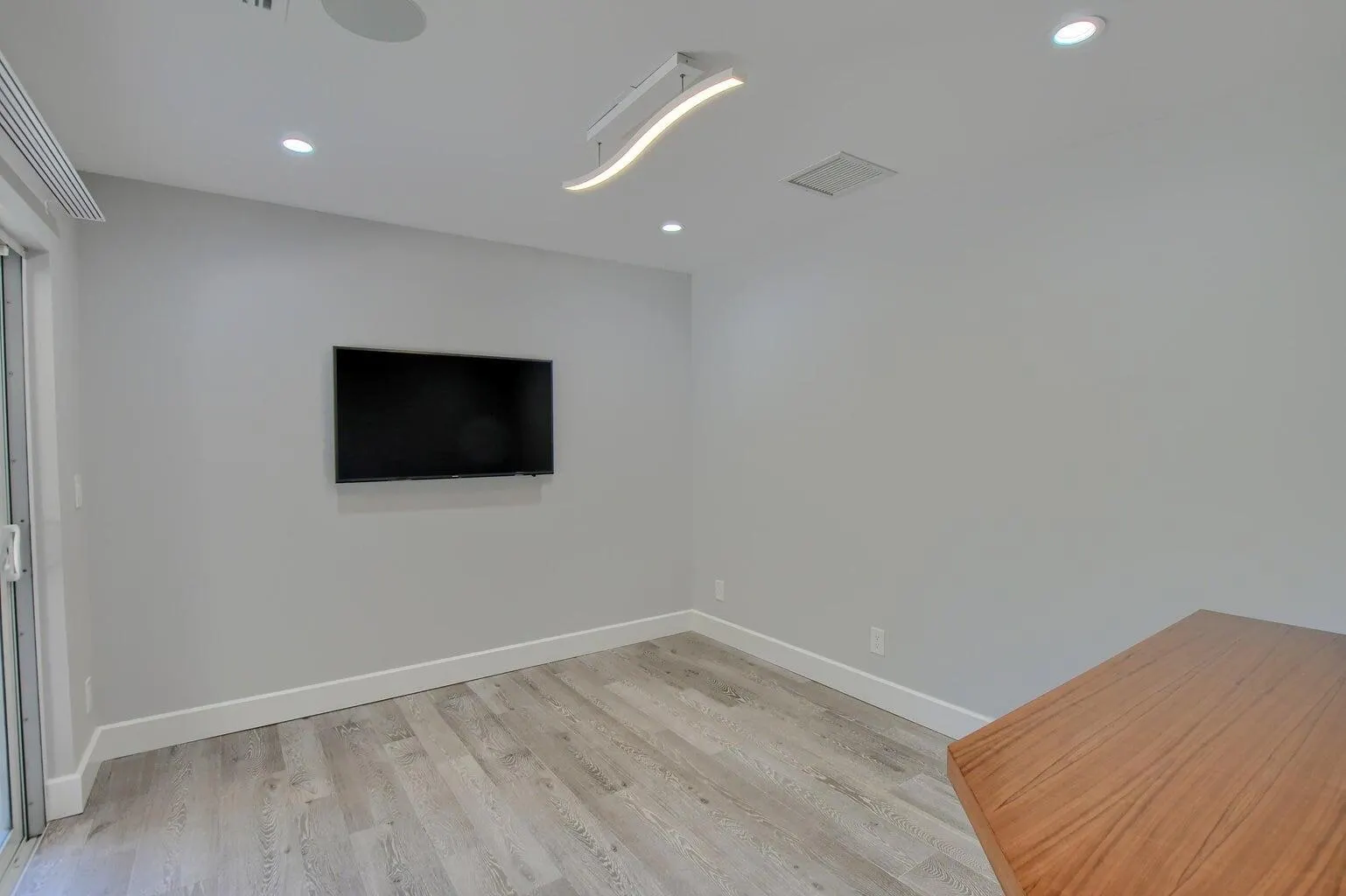 88 SW 10th Drive
