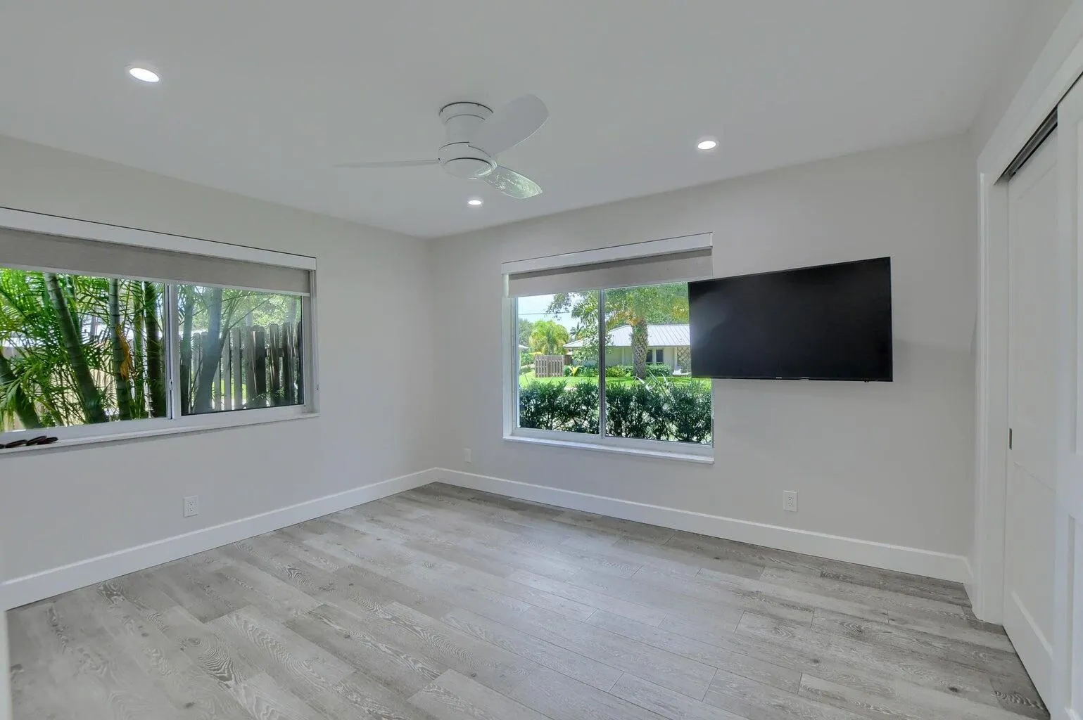 88 SW 10th Drive