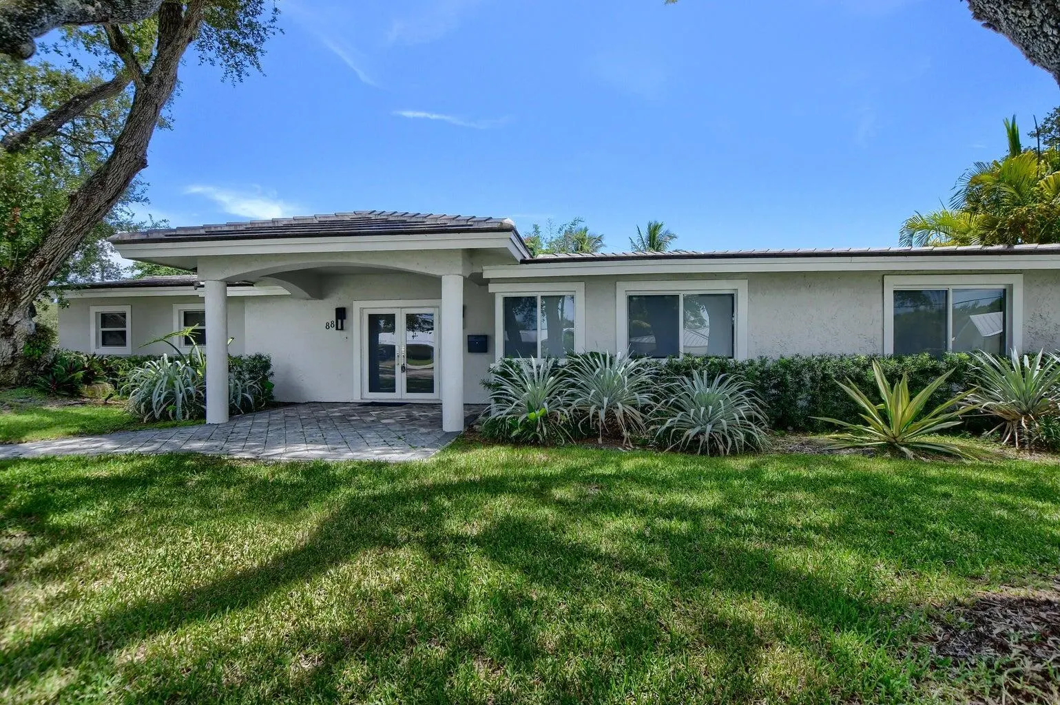 88 SW 10th Drive