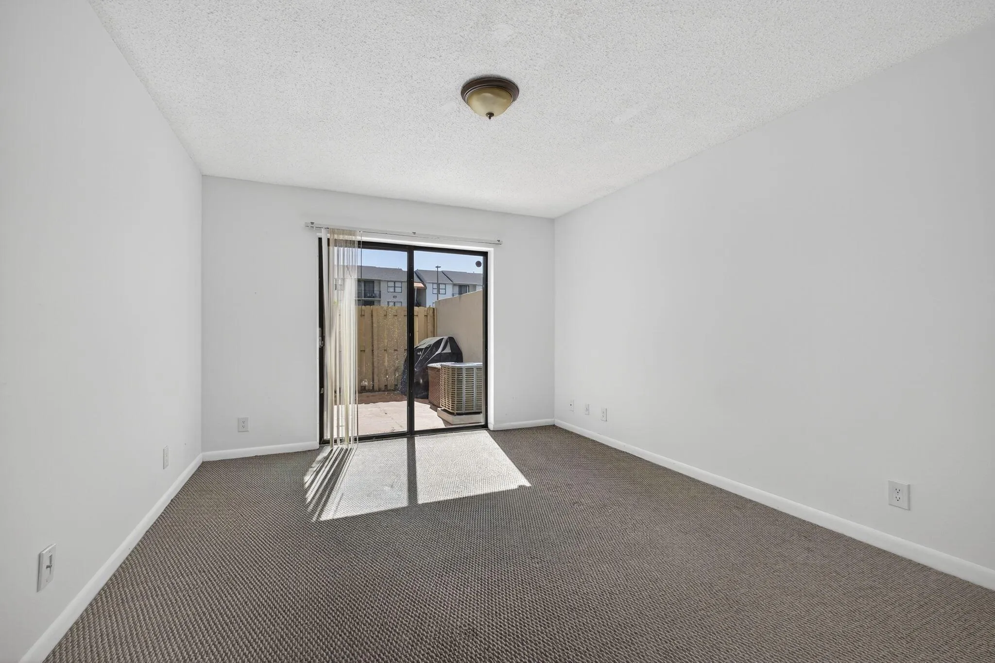 612 Executive Center Drive, #3107