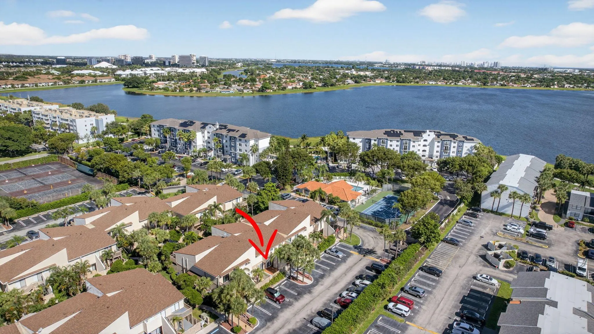 612 Executive Center Drive, #3107