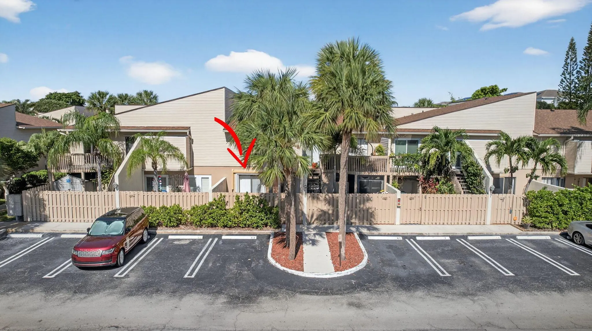 612 Executive Center Drive, #3107