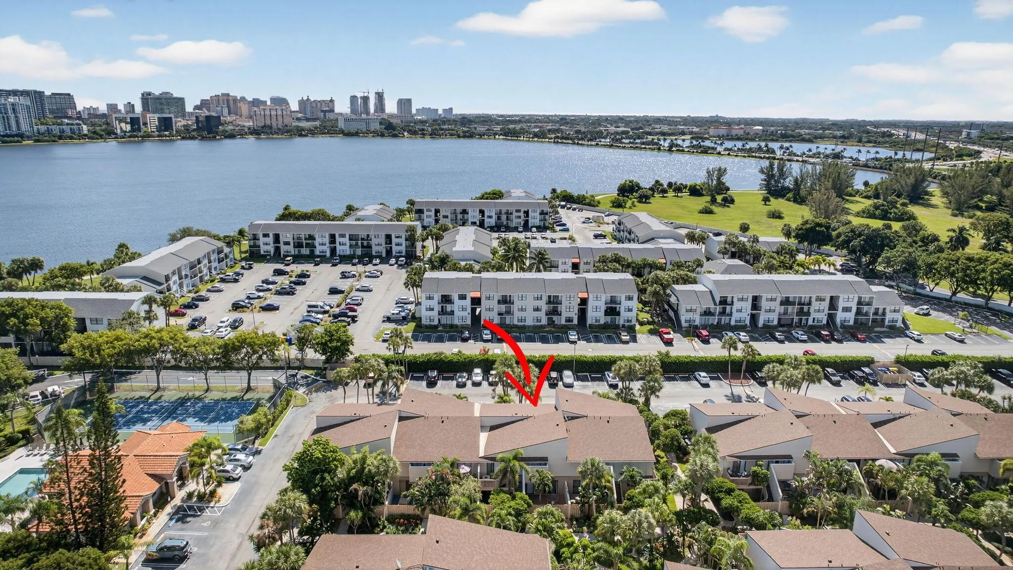 612 Executive Center Drive, #3107