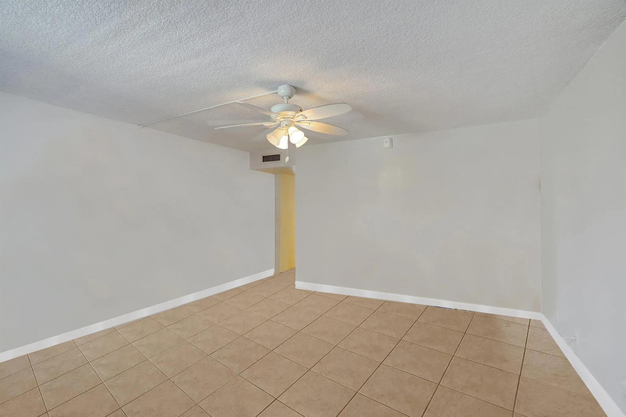 1401 S Federal Highway, #102