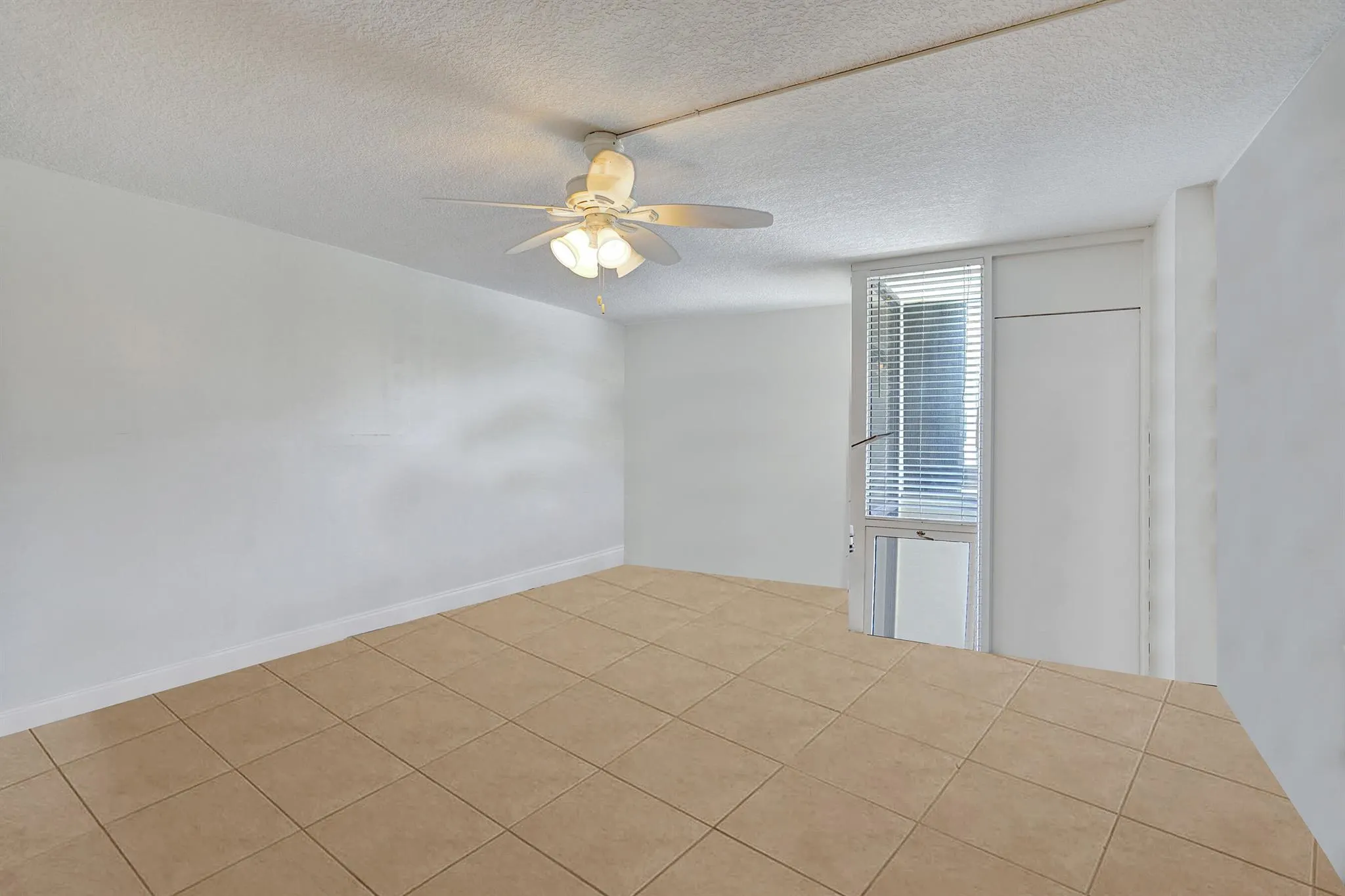 1401 S Federal Highway, #102