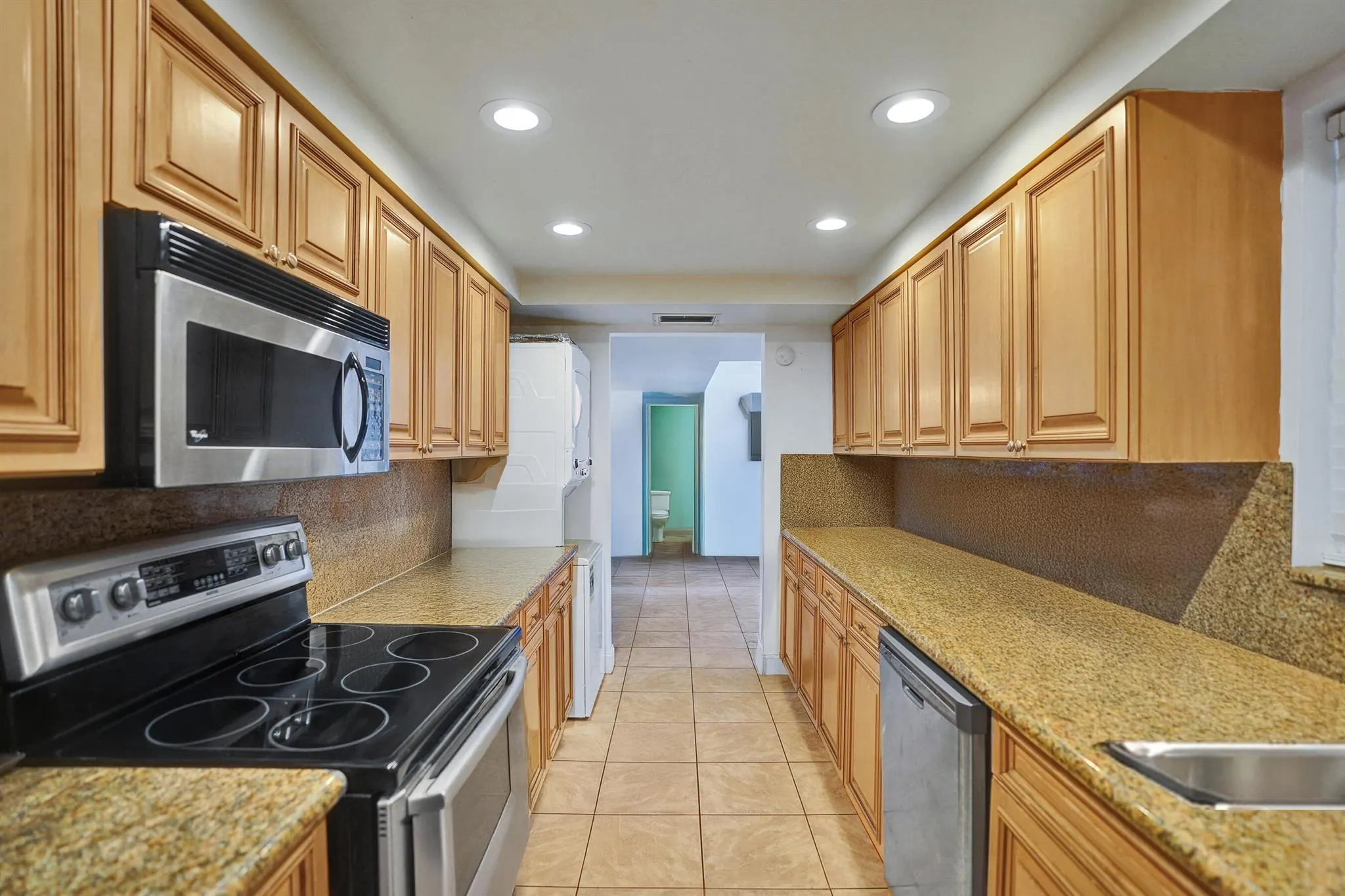 1401 S Federal Highway, #102