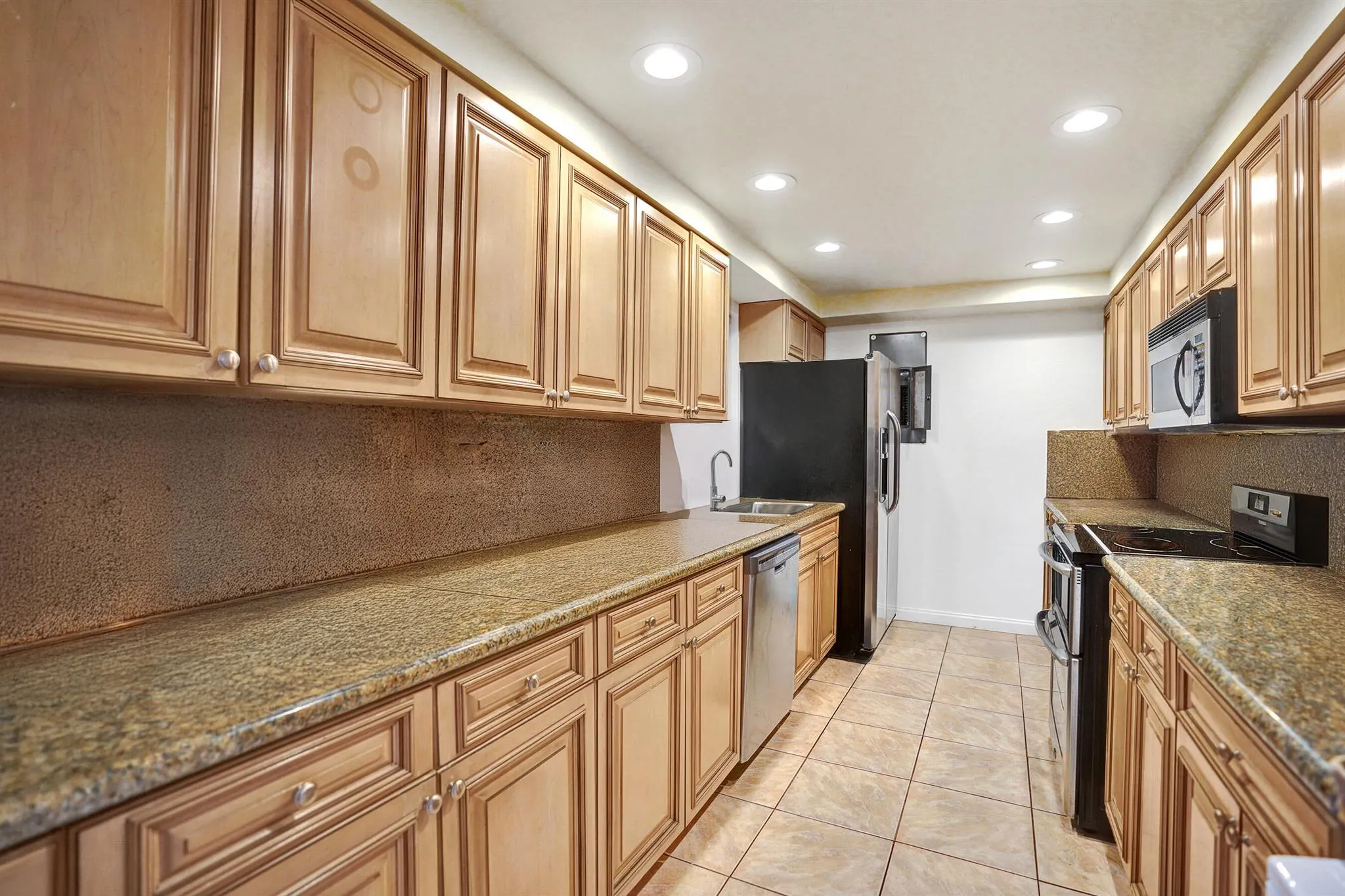 1401 S Federal Highway, #102